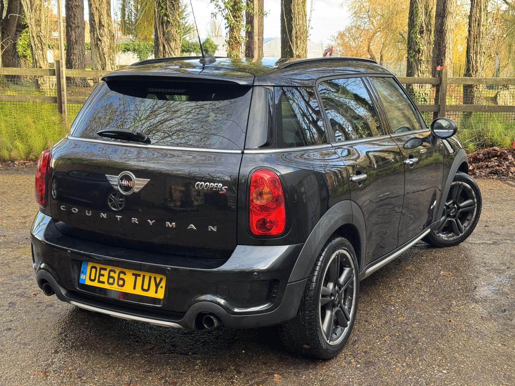 MINI Countryman 1.6 Cooper S SUV 5dr Petrol Manual ALL4 Euro 5 (s/s) (184 ps)