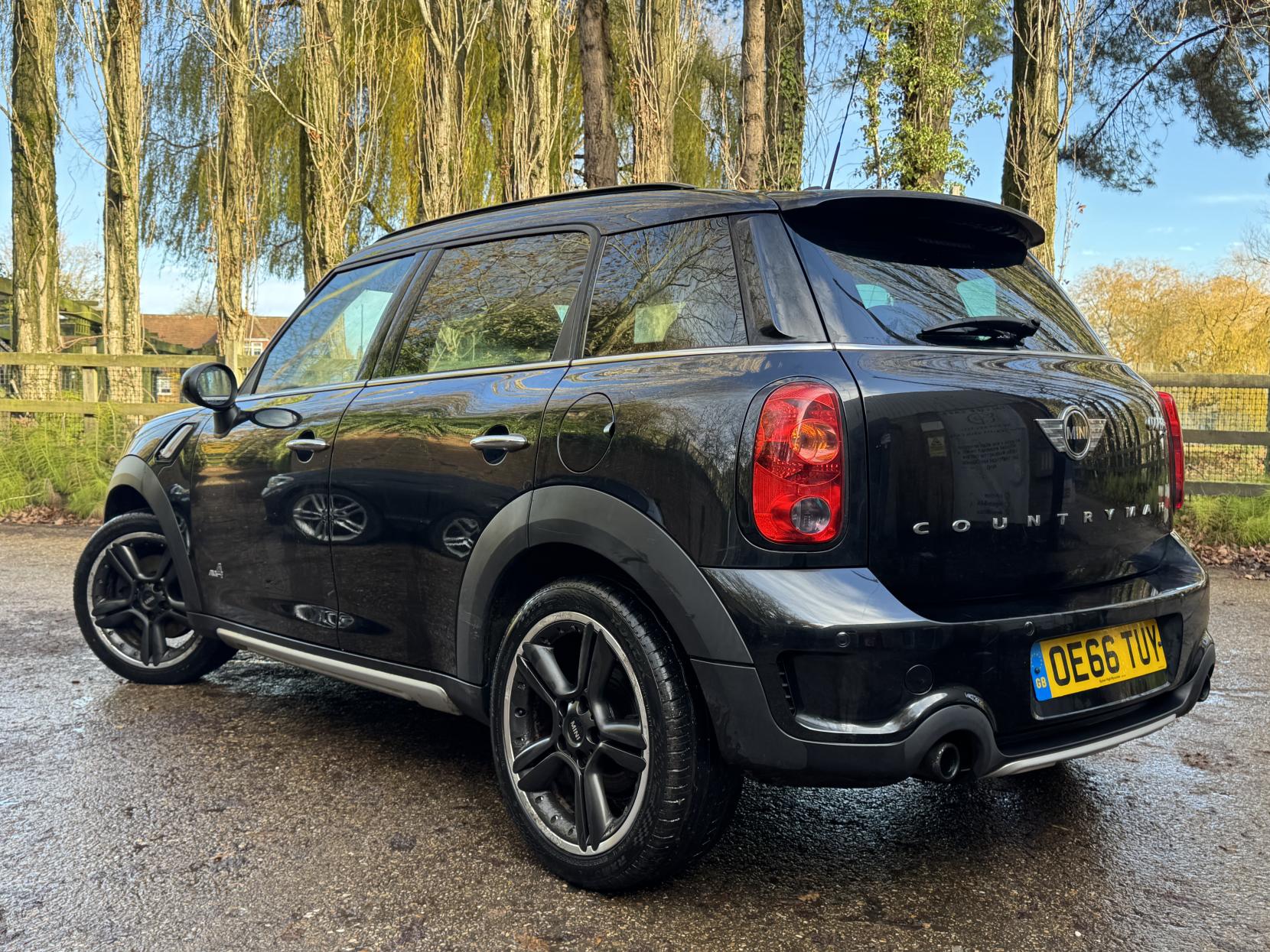 MINI Countryman 1.6 Cooper S SUV 5dr Petrol Manual ALL4 Euro 5 (s/s) (184 ps)