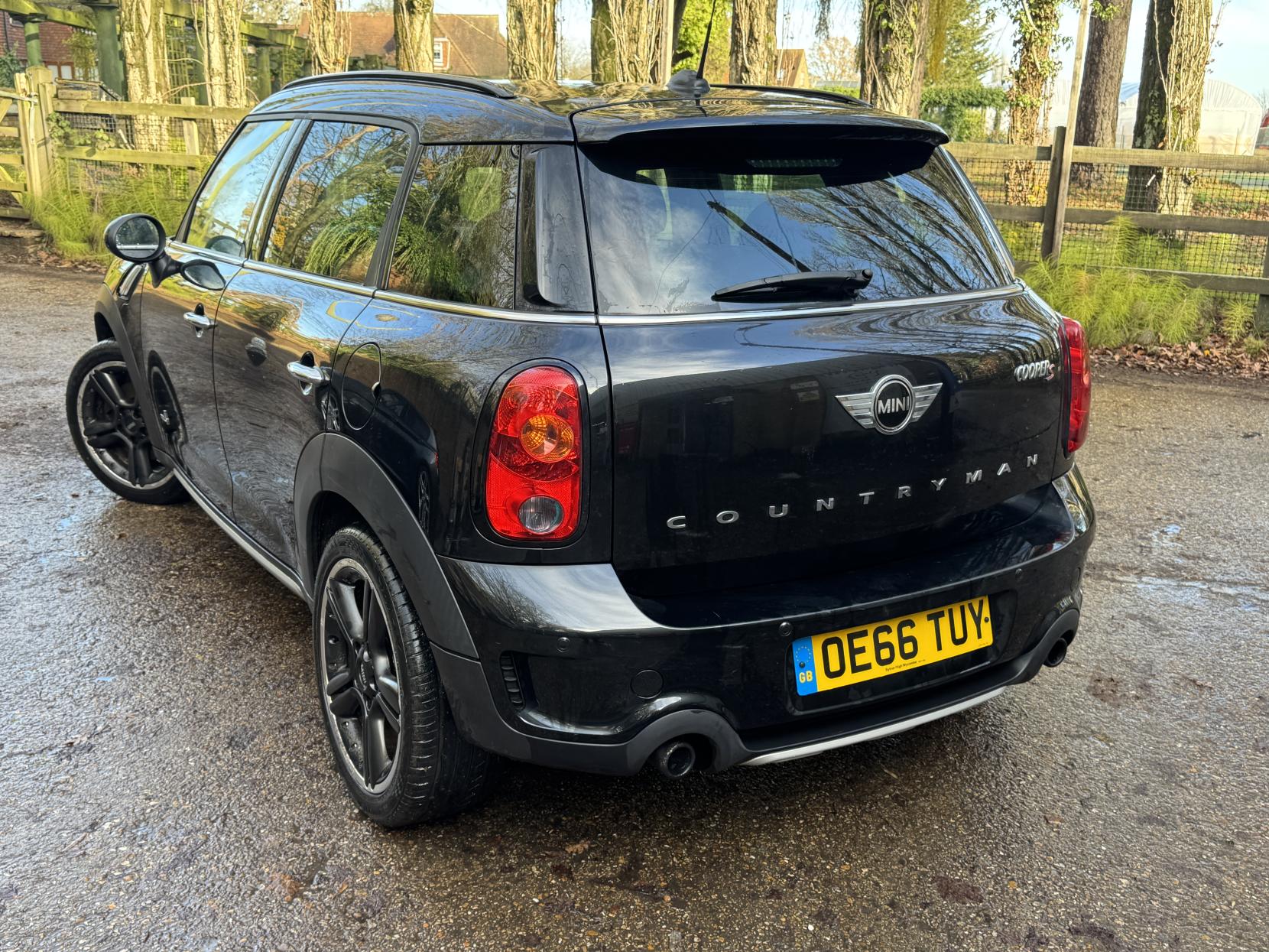 MINI Countryman 1.6 Cooper S SUV 5dr Petrol Manual ALL4 Euro 5 (s/s) (184 ps)