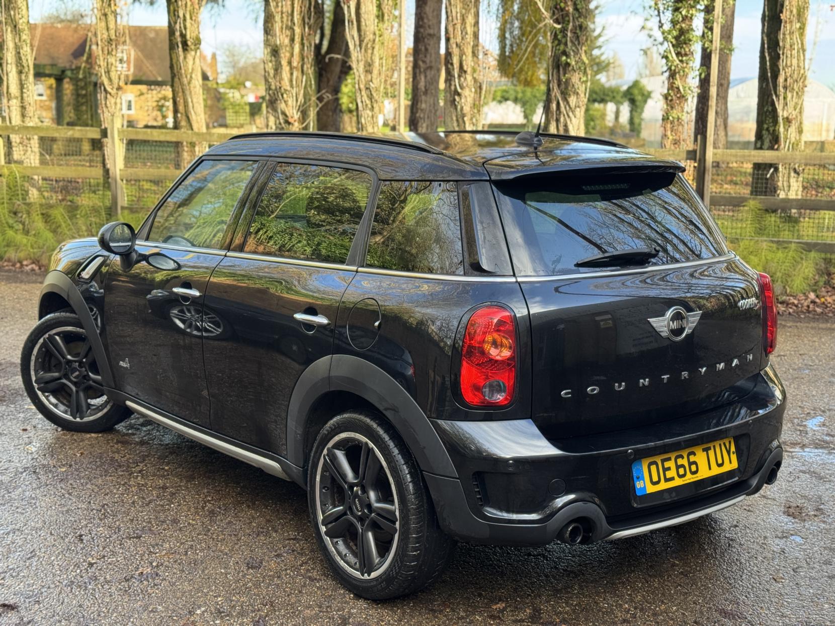 MINI Countryman 1.6 Cooper S SUV 5dr Petrol Manual ALL4 Euro 5 (s/s) (184 ps)
