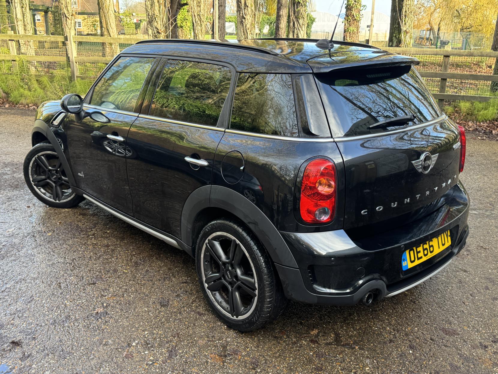 MINI Countryman 1.6 Cooper S SUV 5dr Petrol Manual ALL4 Euro 5 (s/s) (184 ps)