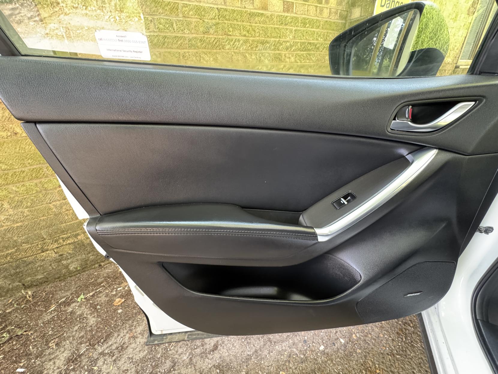 Mazda CX-5 2.2 SKYACTIV-D Sport Nav SUV 5dr Diesel Auto 4WD Euro 6 (s/s) (175 ps)