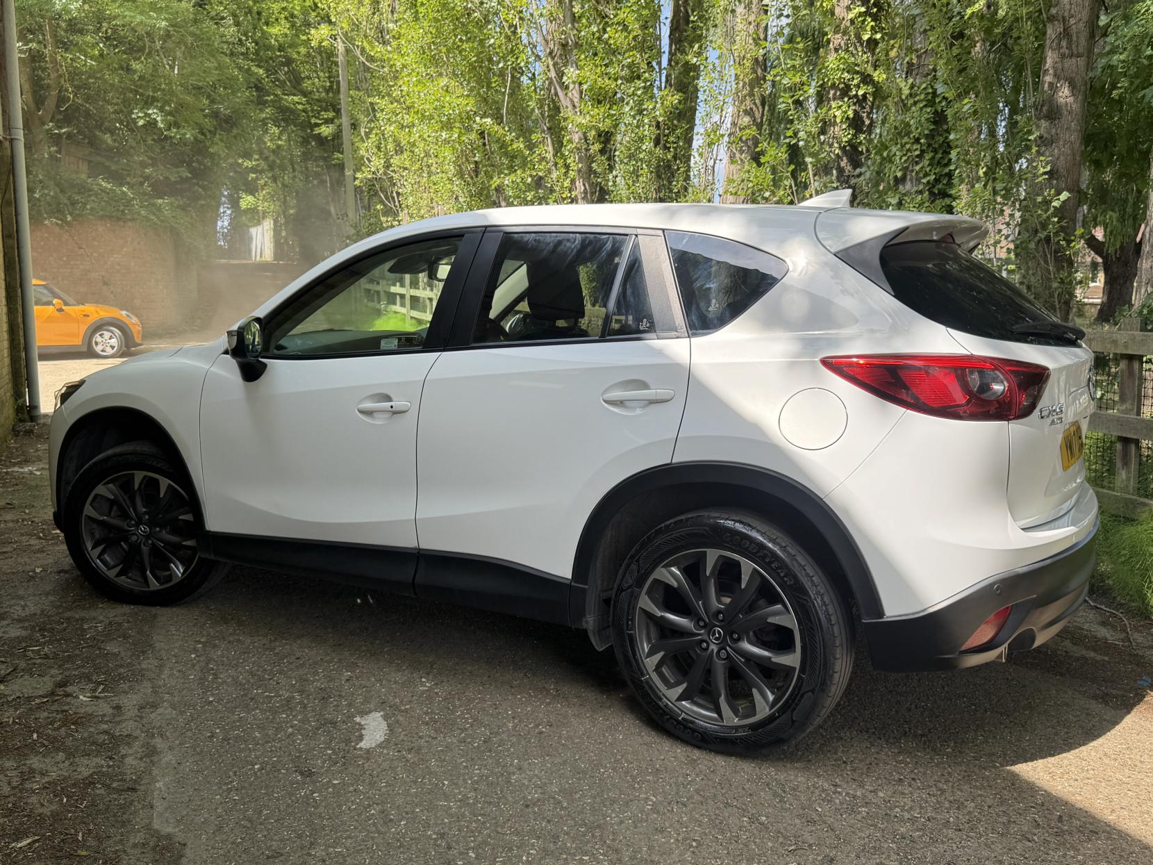 Mazda CX-5 2.2 SKYACTIV-D Sport Nav SUV 5dr Diesel Auto 4WD Euro 6 (s/s) (175 ps)