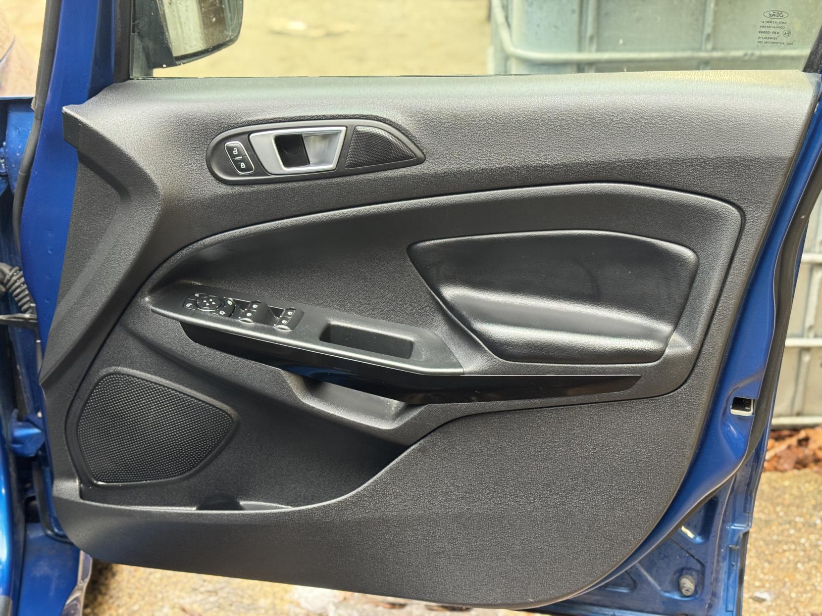 Ford EcoSport 1.0T EcoBoost ST-Line SUV 5dr Petrol Manual Euro 6 (s/s) (125 ps)