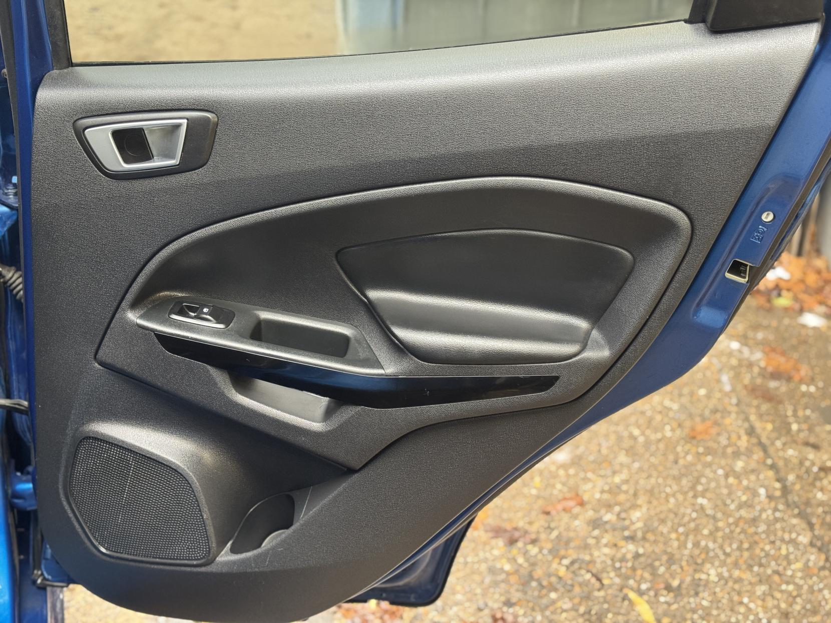 Ford EcoSport 1.0T EcoBoost ST-Line SUV 5dr Petrol Manual Euro 6 (s/s) (125 ps)