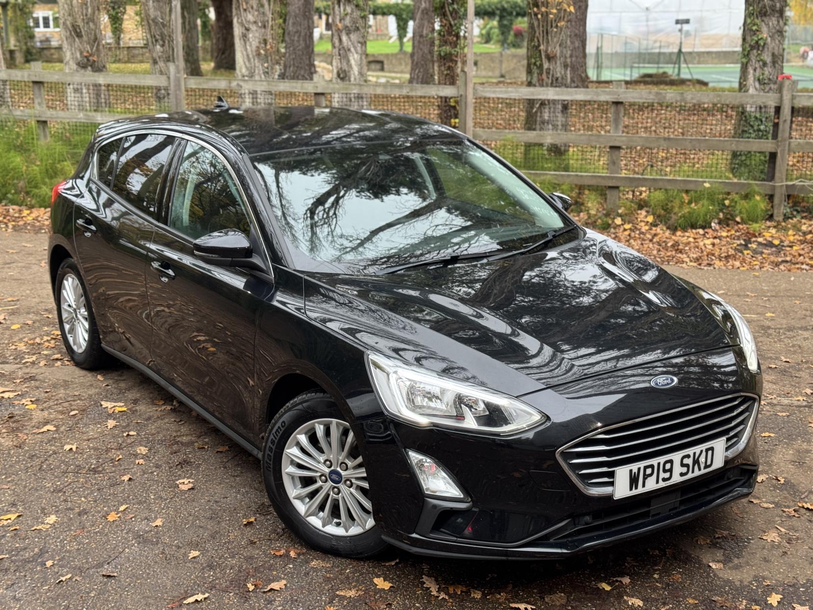 Ford Focus 1.0T EcoBoost Titanium Hatchback 5dr Petrol Manual Euro 6 (s/s) (125 ps)