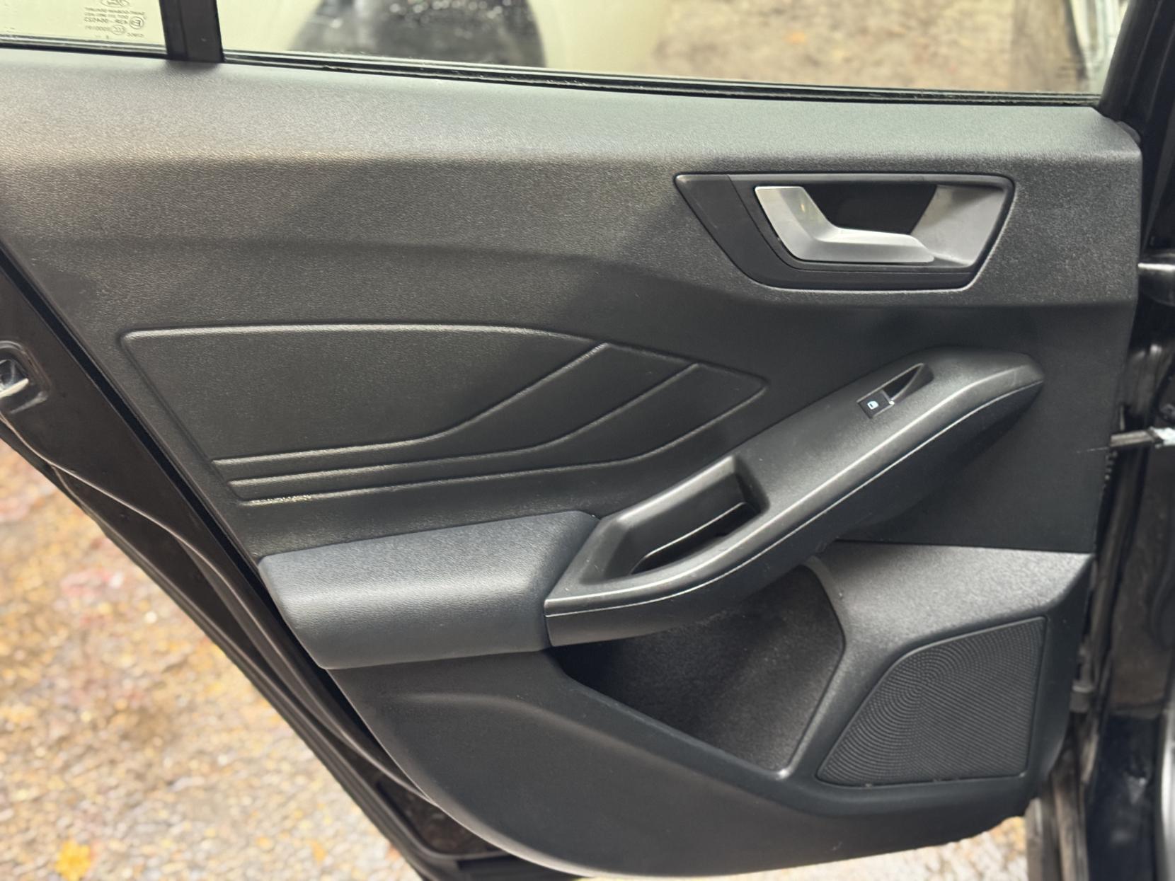 Ford Focus 1.0T EcoBoost Titanium Hatchback 5dr Petrol Manual Euro 6 (s/s) (125 ps)