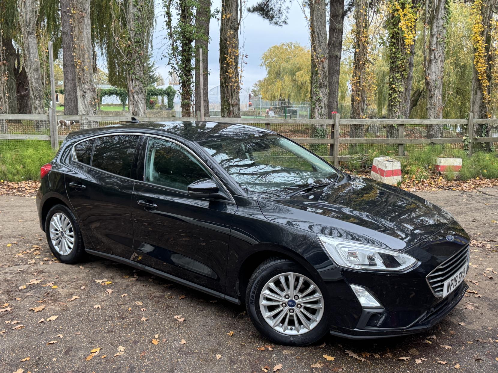 Ford Focus 1.0T EcoBoost Titanium Hatchback 5dr Petrol Manual Euro 6 (s/s) (125 ps)