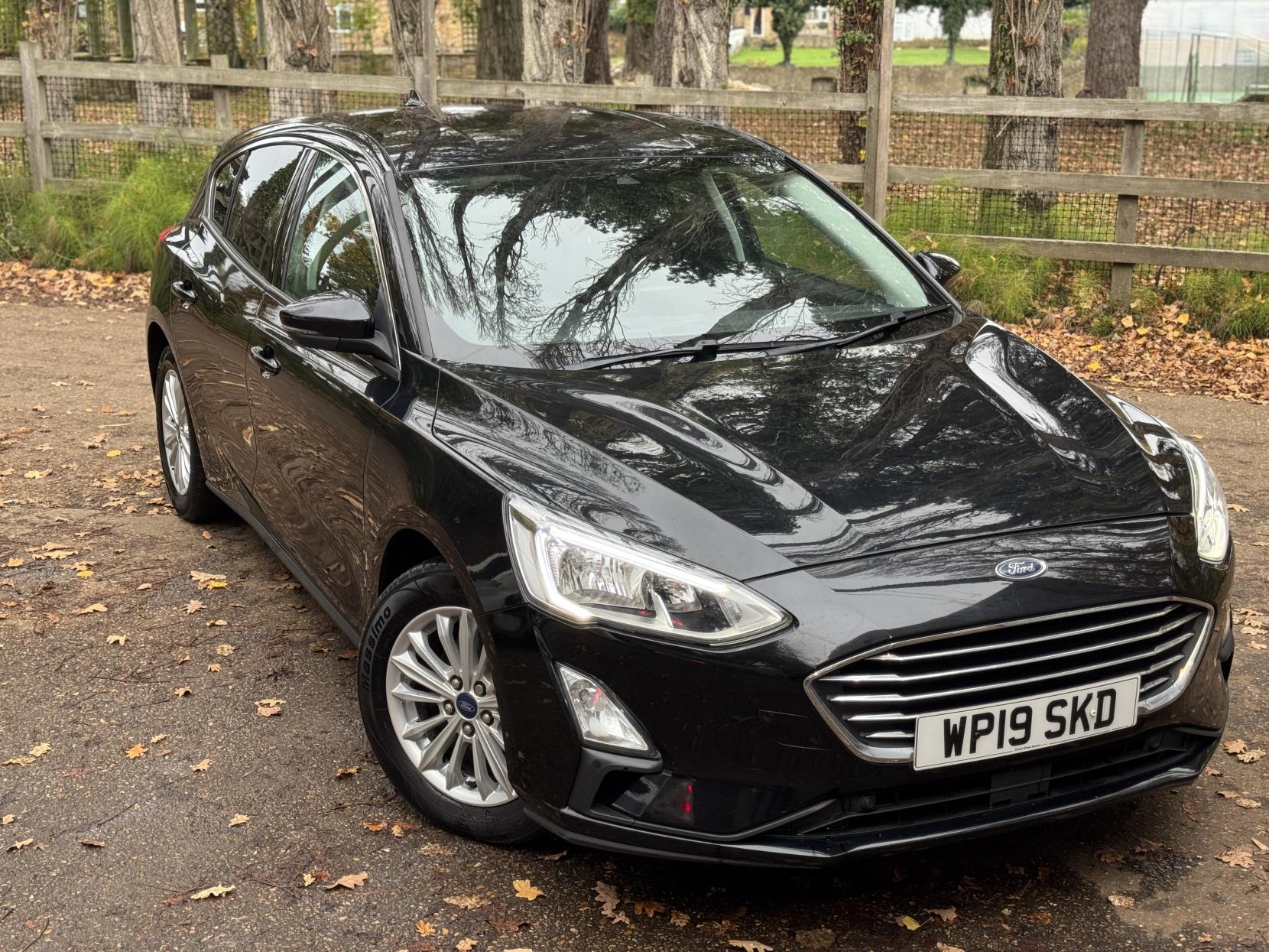 Ford Focus 1.0T EcoBoost Titanium Hatchback 5dr Petrol Manual Euro 6 (s/s) (125 ps)