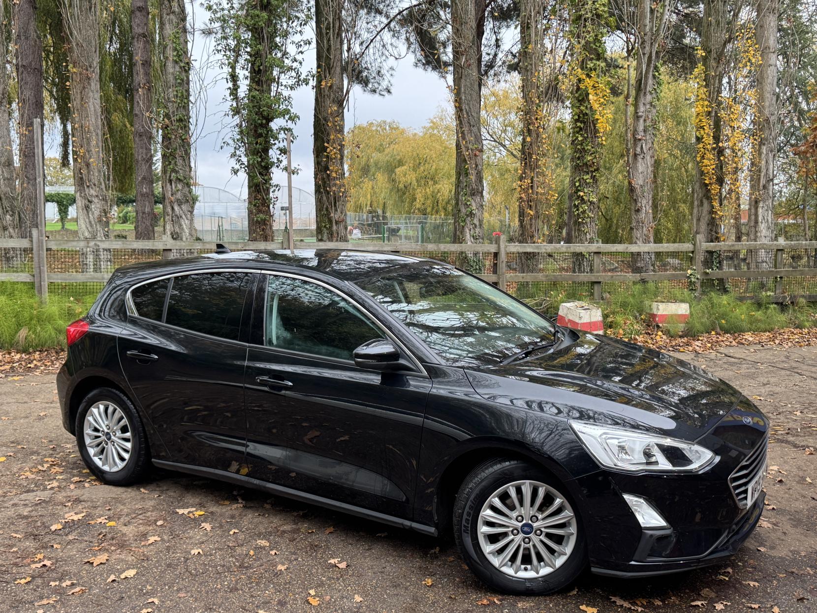 Ford Focus 1.0T EcoBoost Titanium Hatchback 5dr Petrol Manual Euro 6 (s/s) (125 ps)