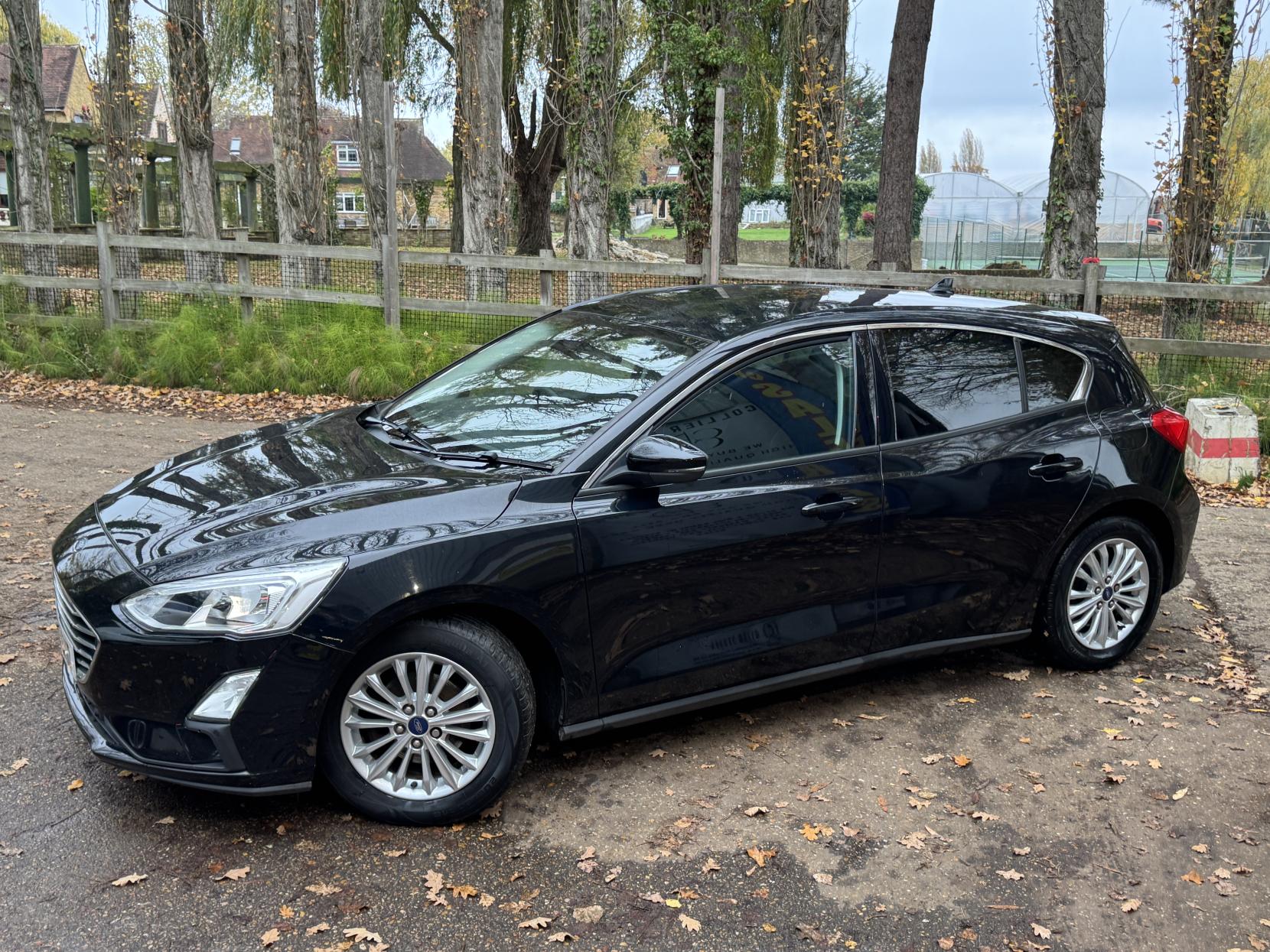 Ford Focus 1.0T EcoBoost Titanium Hatchback 5dr Petrol Manual Euro 6 (s/s) (125 ps)