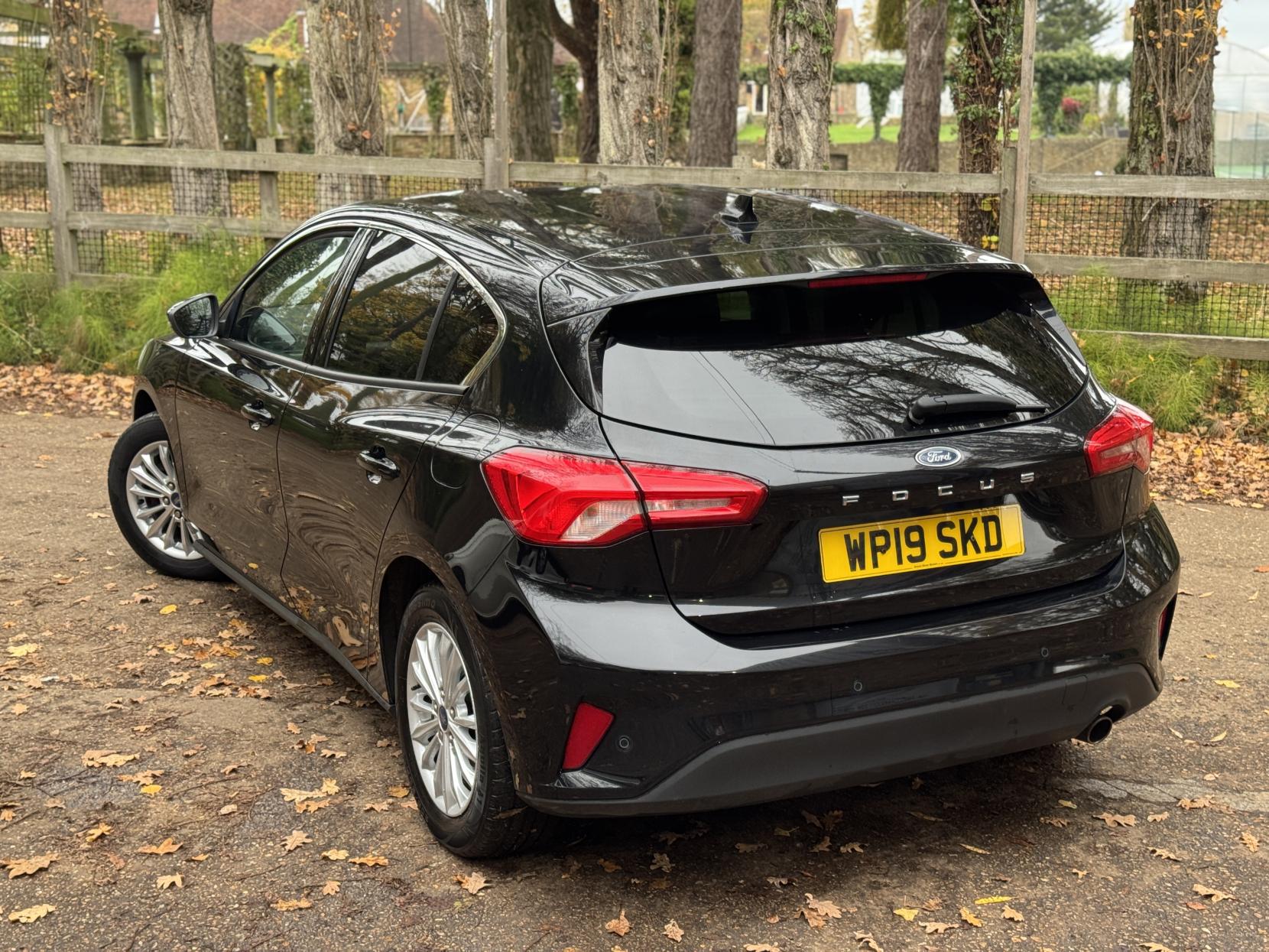 Ford Focus 1.0T EcoBoost Titanium Hatchback 5dr Petrol Manual Euro 6 (s/s) (125 ps)