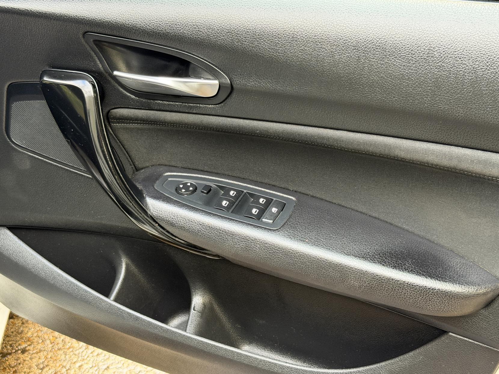 BMW 1 Series 1.5 118i Sport Hatchback 5dr Petrol Manual Euro 6 (s/s) (136 ps)