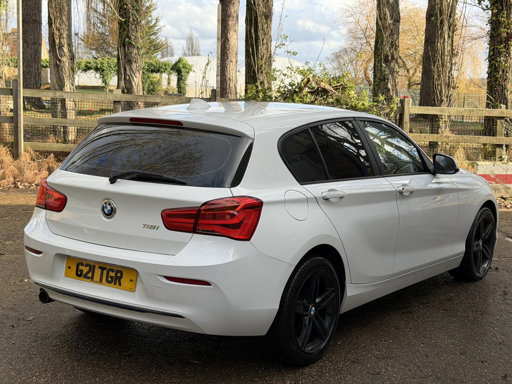 BMW 1 Series 1.5 118i Sport Hatchback 5dr Petrol Manual Euro 6 (s/s) (136 ps)