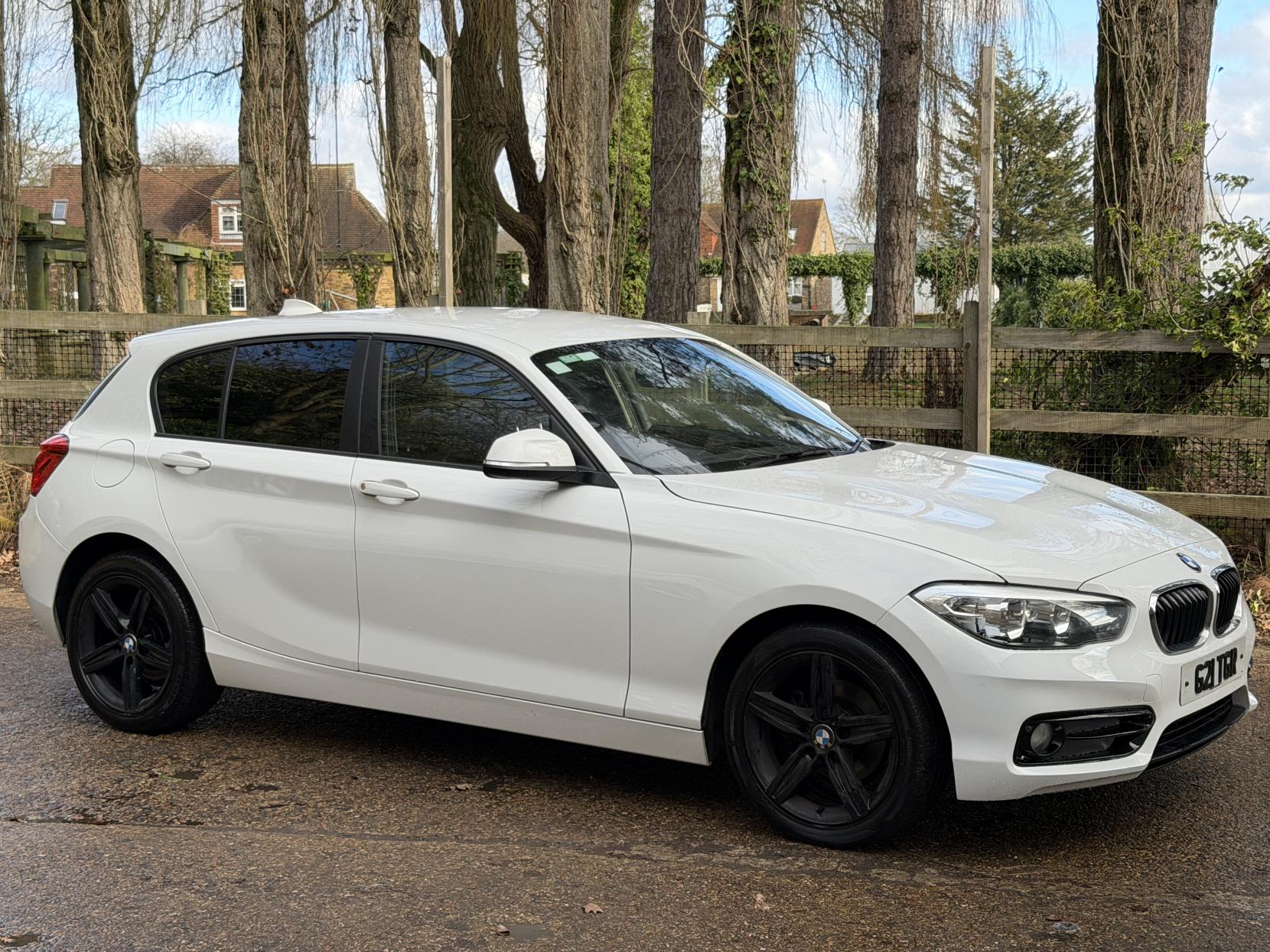 BMW 1 Series 1.5 118i Sport Hatchback 5dr Petrol Manual Euro 6 (s/s) (136 ps)