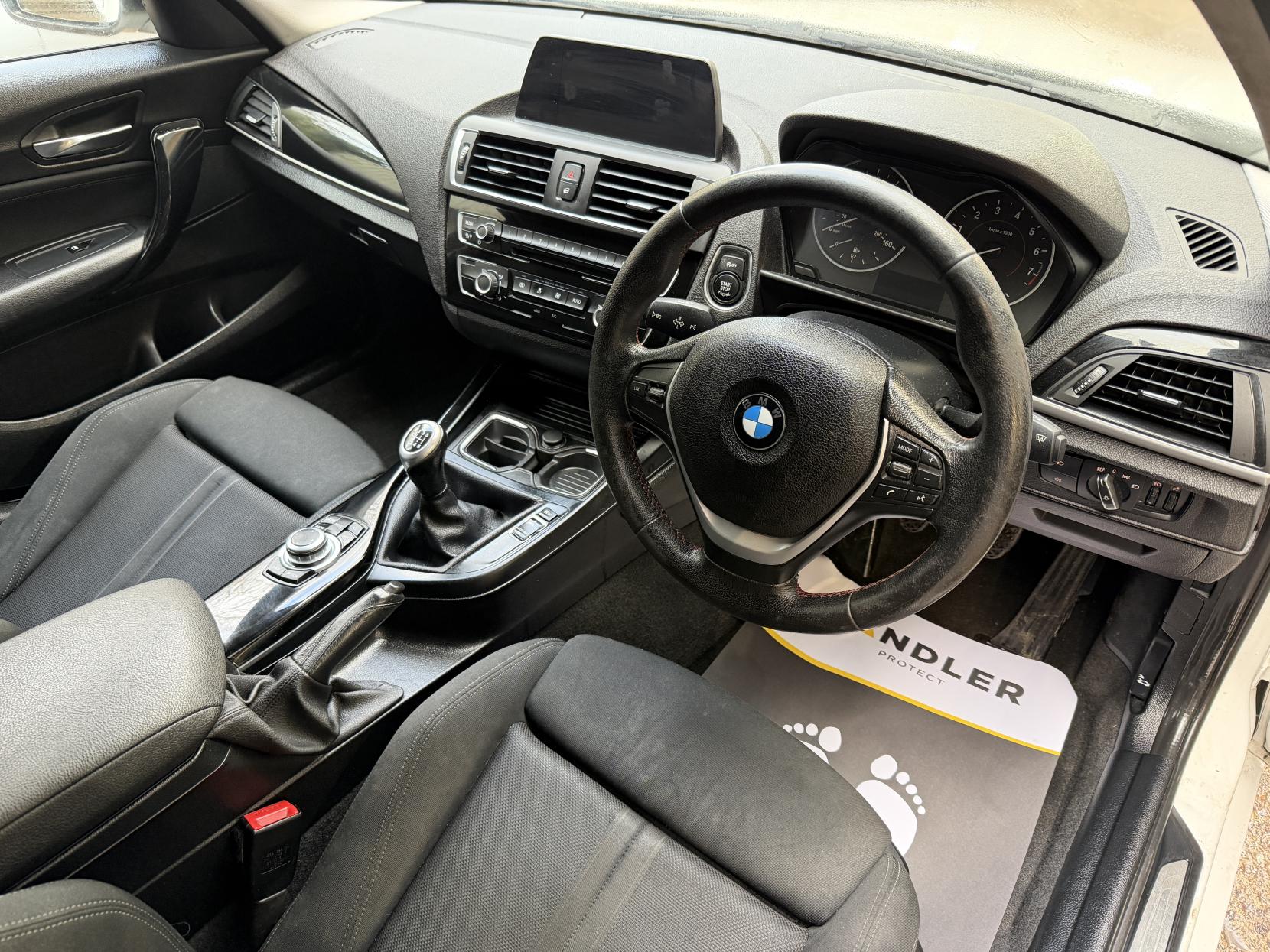 BMW 1 Series 1.5 118i Sport Hatchback 5dr Petrol Manual Euro 6 (s/s) (136 ps)