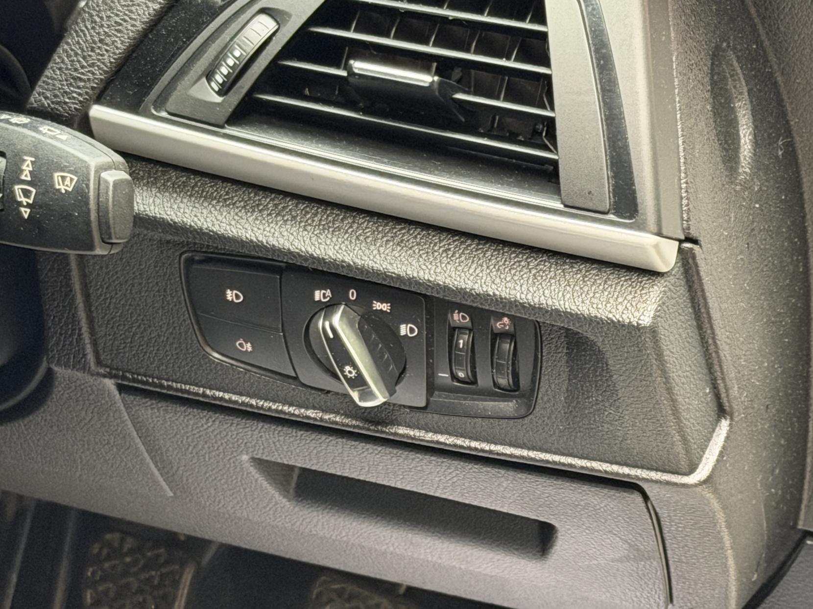 BMW 1 Series 1.5 118i Sport Hatchback 5dr Petrol Manual Euro 6 (s/s) (136 ps)