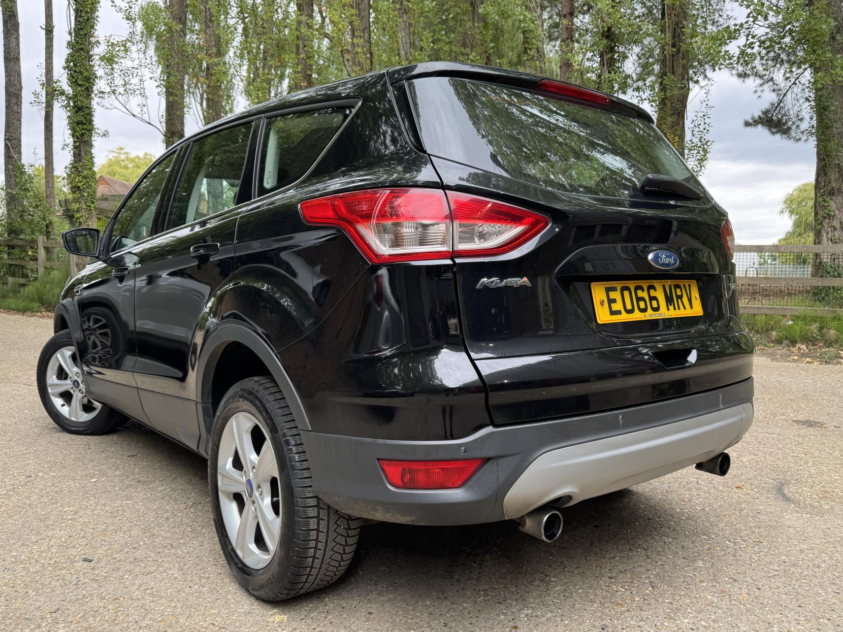 Ford Kuga 1.5T EcoBoost Zetec SUV 5dr Petrol Manual Euro 6 (s/s) (150 ps)