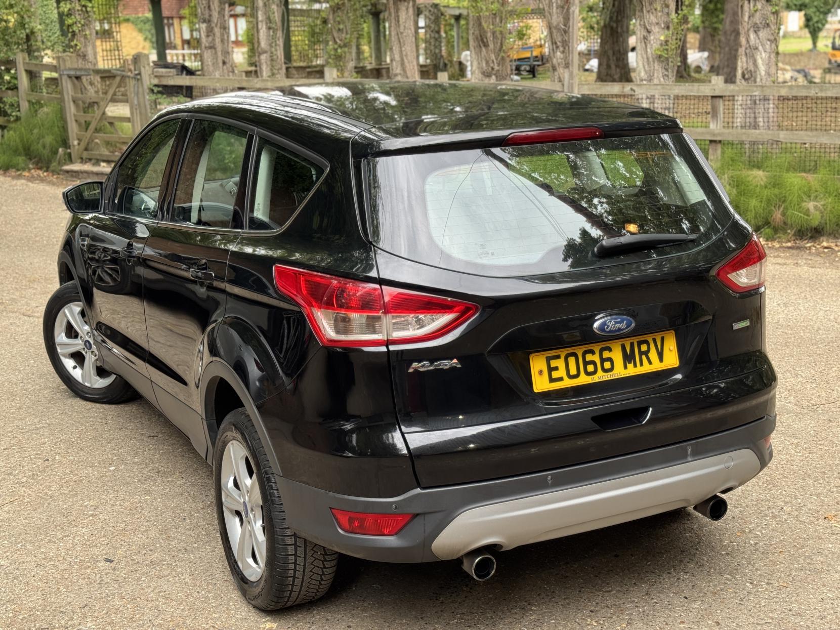Ford Kuga 1.5T EcoBoost Zetec SUV 5dr Petrol Manual Euro 6 (s/s) (150 ps)