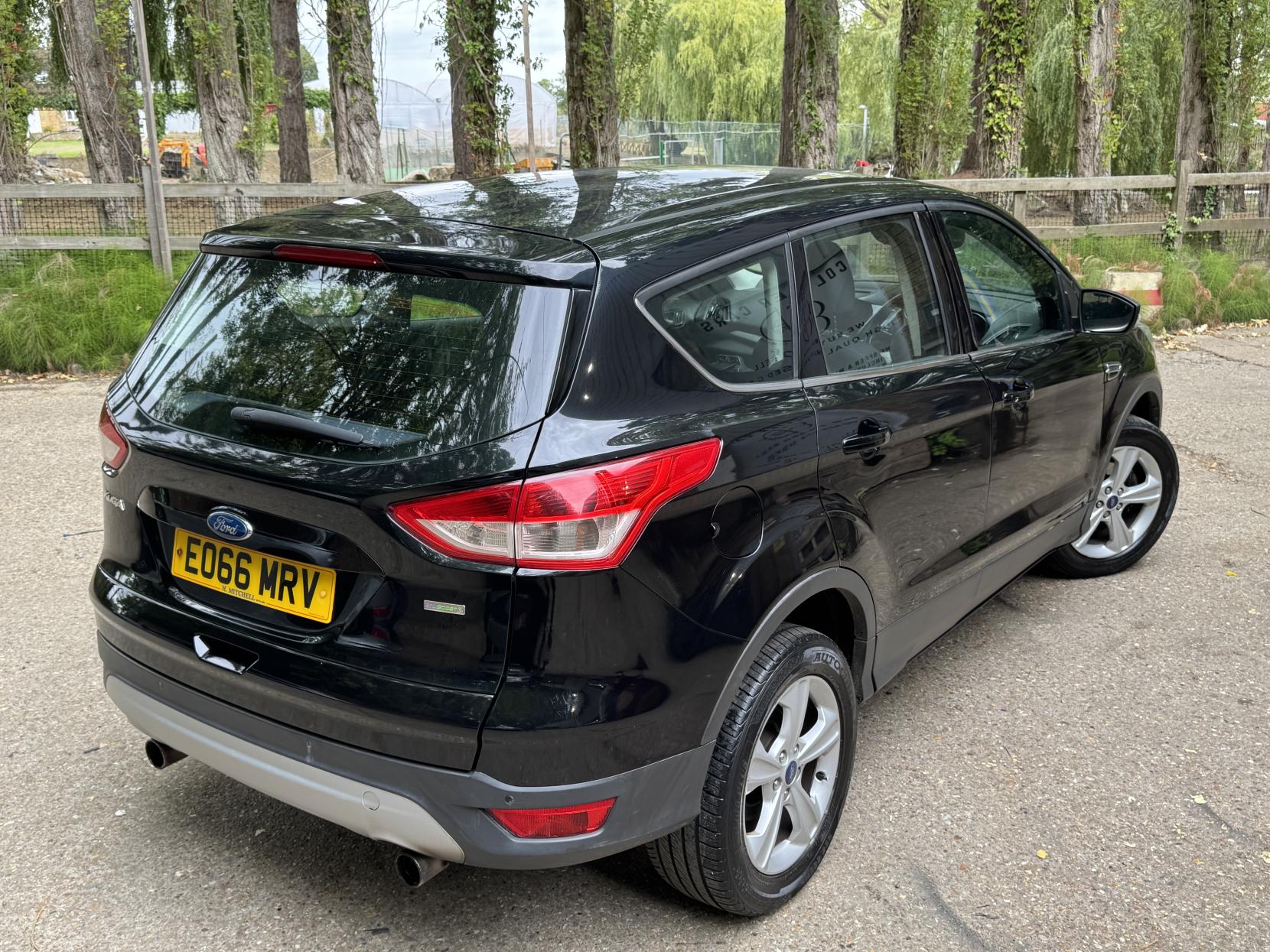 Ford Kuga 1.5T EcoBoost Zetec SUV 5dr Petrol Manual Euro 6 (s/s) (150 ps)