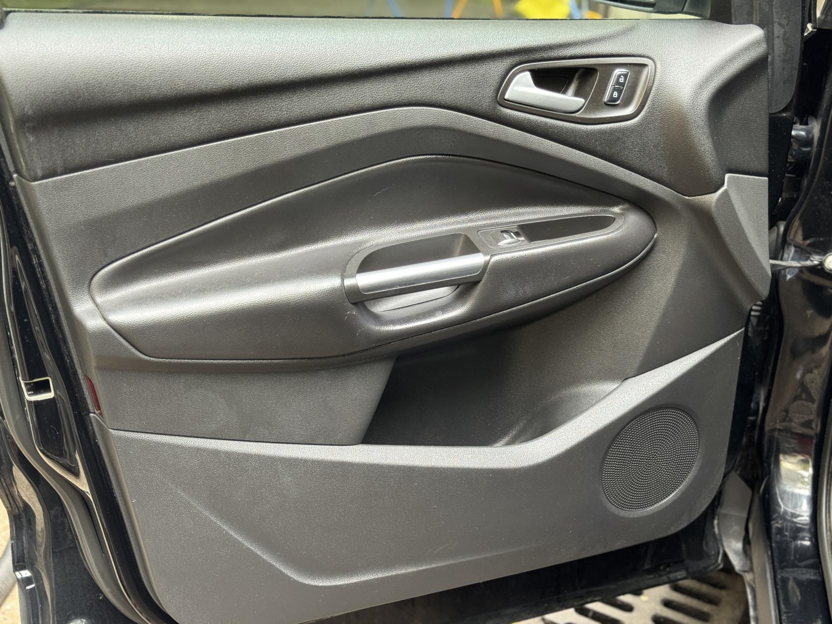 Ford Kuga 1.5T EcoBoost Zetec SUV 5dr Petrol Manual Euro 6 (s/s) (150 ps)