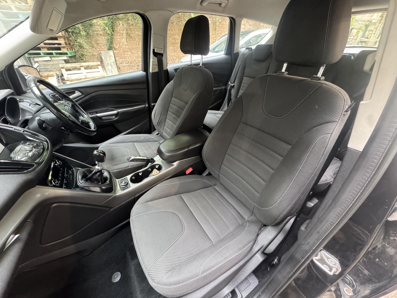Ford Kuga 1.5T EcoBoost Zetec SUV 5dr Petrol Manual Euro 6 (s/s) (150 ps)