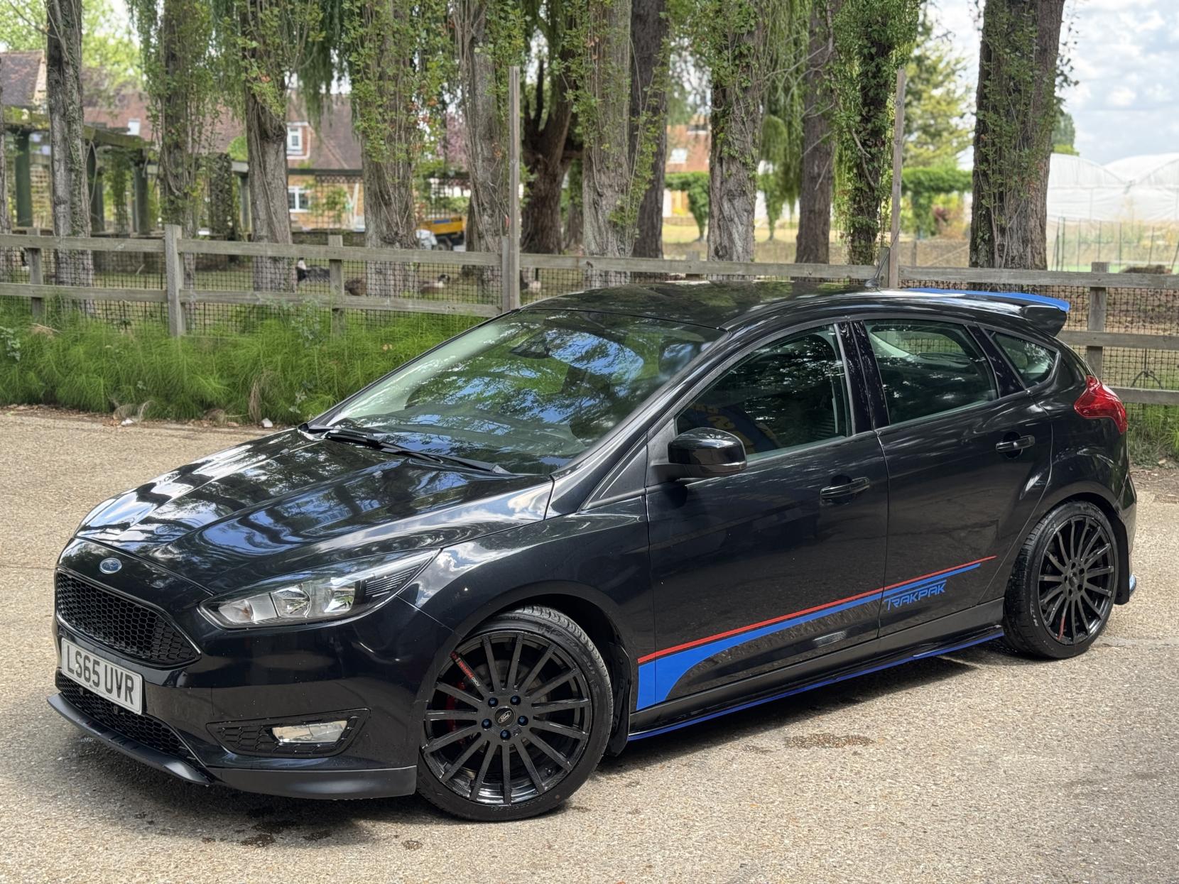 Ford Focus 1.0T EcoBoost Titanium Hatchback 5dr Petrol Manual Euro 6 (s/s) (100 ps)
