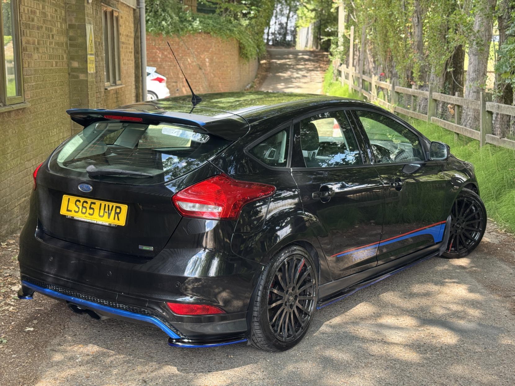 Ford Focus 1.0T EcoBoost Titanium Hatchback 5dr Petrol Manual Euro 6 (s/s) (100 ps)