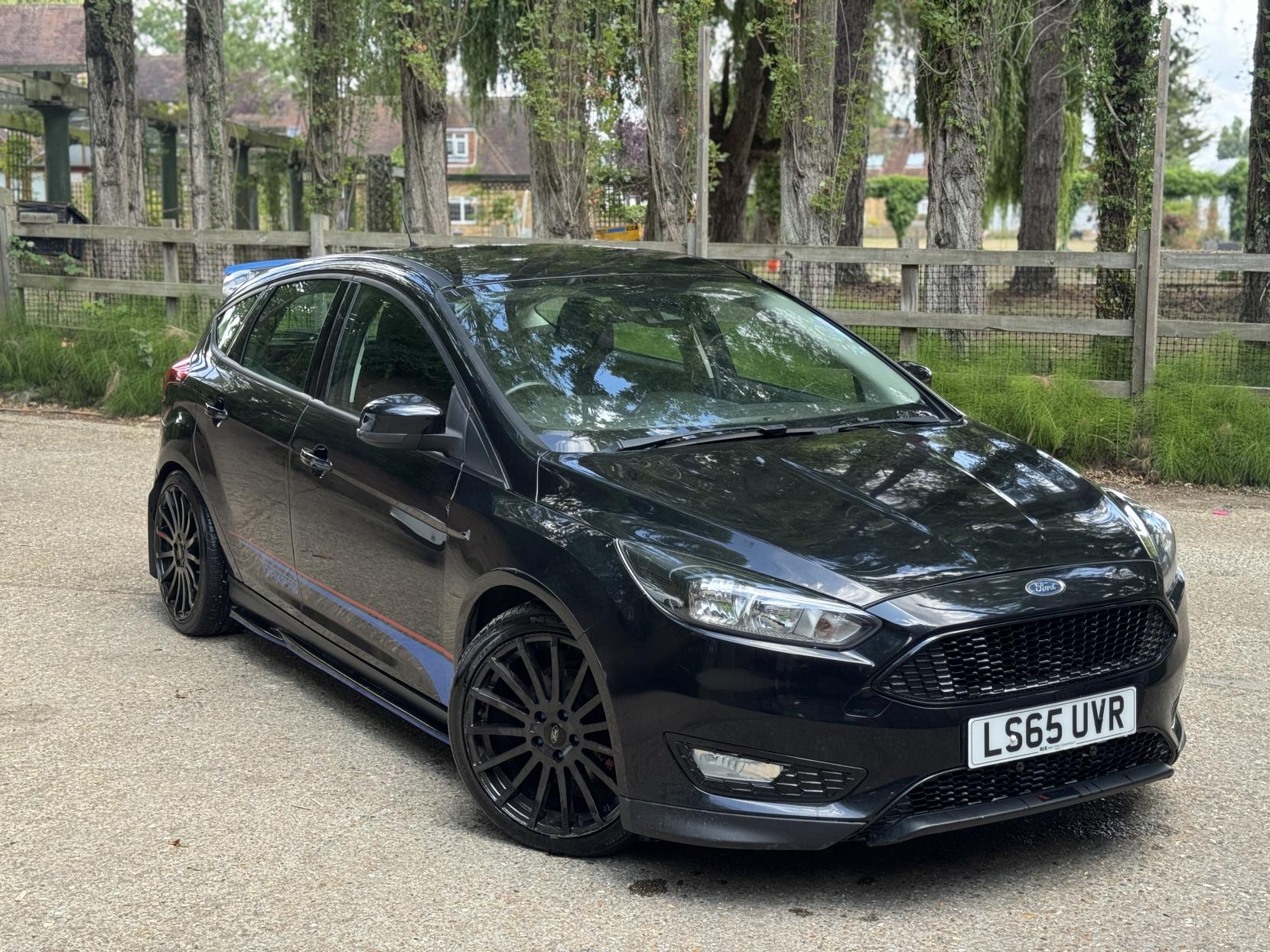 Ford Focus 1.0T EcoBoost Titanium Hatchback 5dr Petrol Manual Euro 6 (s/s) (100 ps)