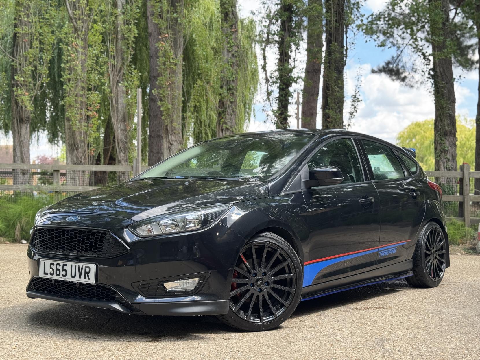Ford Focus 1.0T EcoBoost Titanium Hatchback 5dr Petrol Manual Euro 6 (s/s) (100 ps)