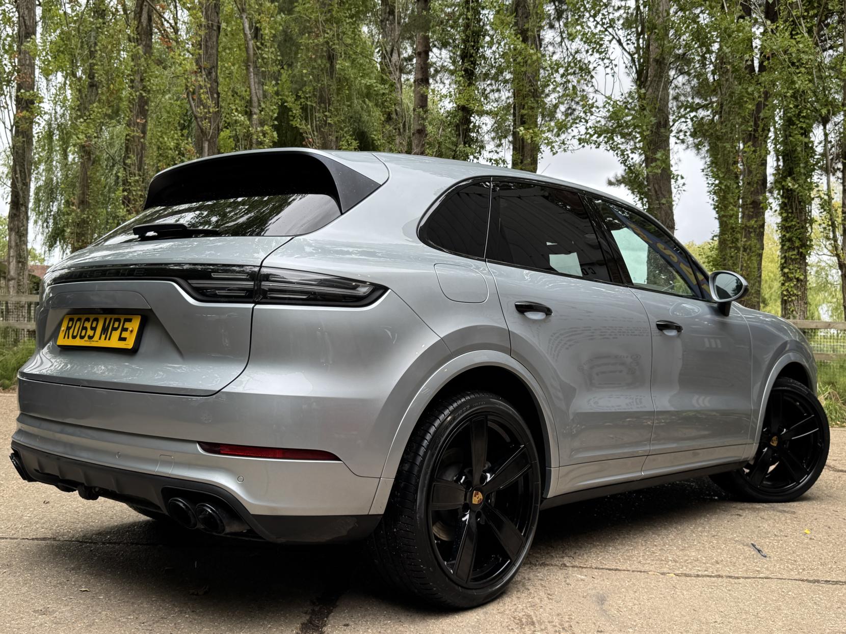Porsche Cayenne 3.0T V6 GPF SUV 5dr Petrol TiptronicS 4WD Euro 6 (s/s) (340 ps)