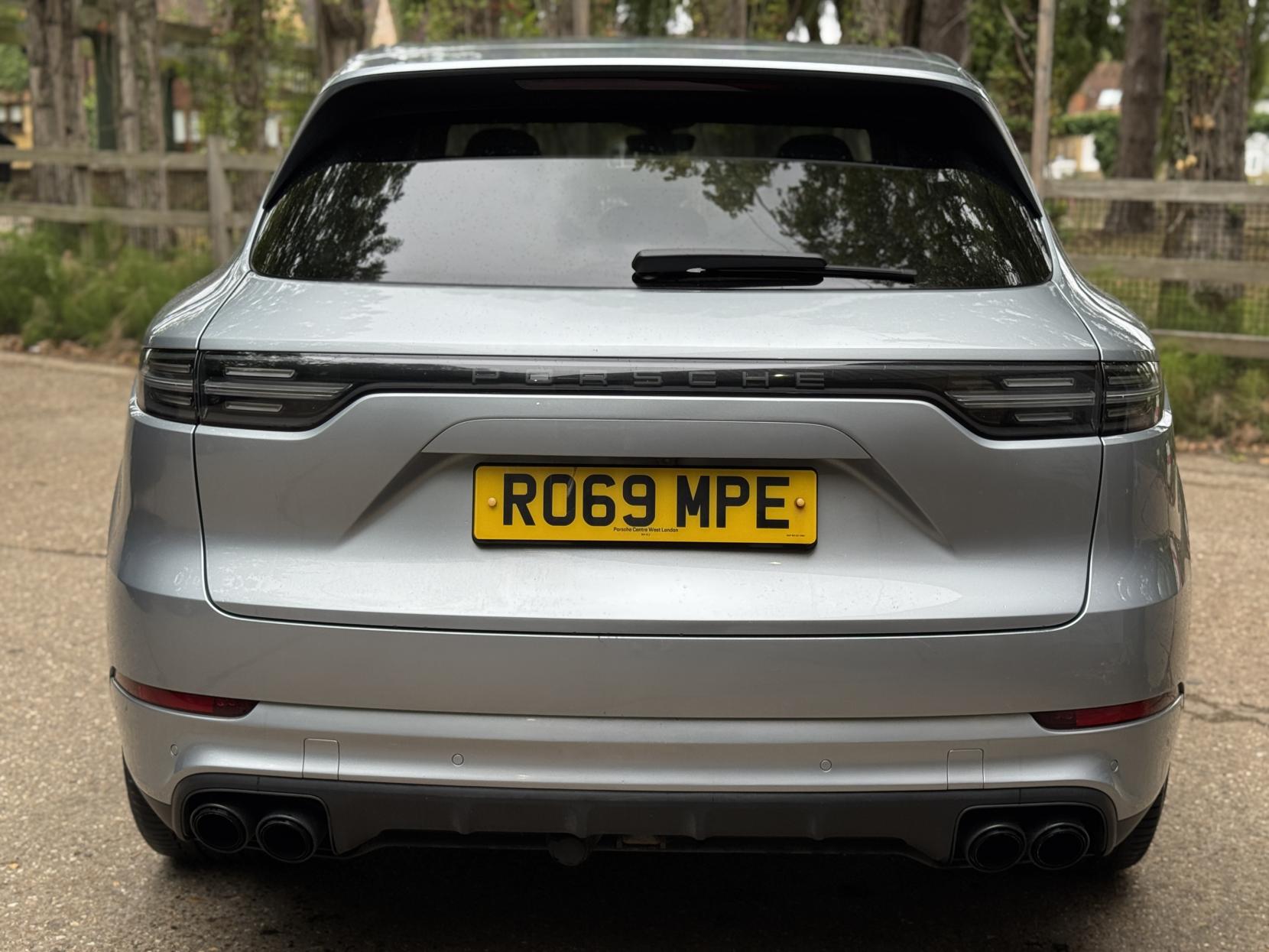 Porsche Cayenne 3.0T V6 GPF SUV 5dr Petrol TiptronicS 4WD Euro 6 (s/s) (340 ps)