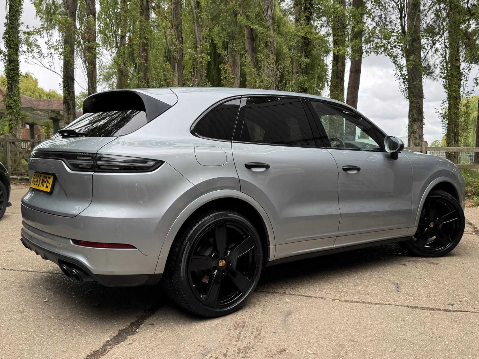 Porsche Cayenne 3.0T V6 GPF SUV 5dr Petrol TiptronicS 4WD Euro 6 (s/s) (340 ps)