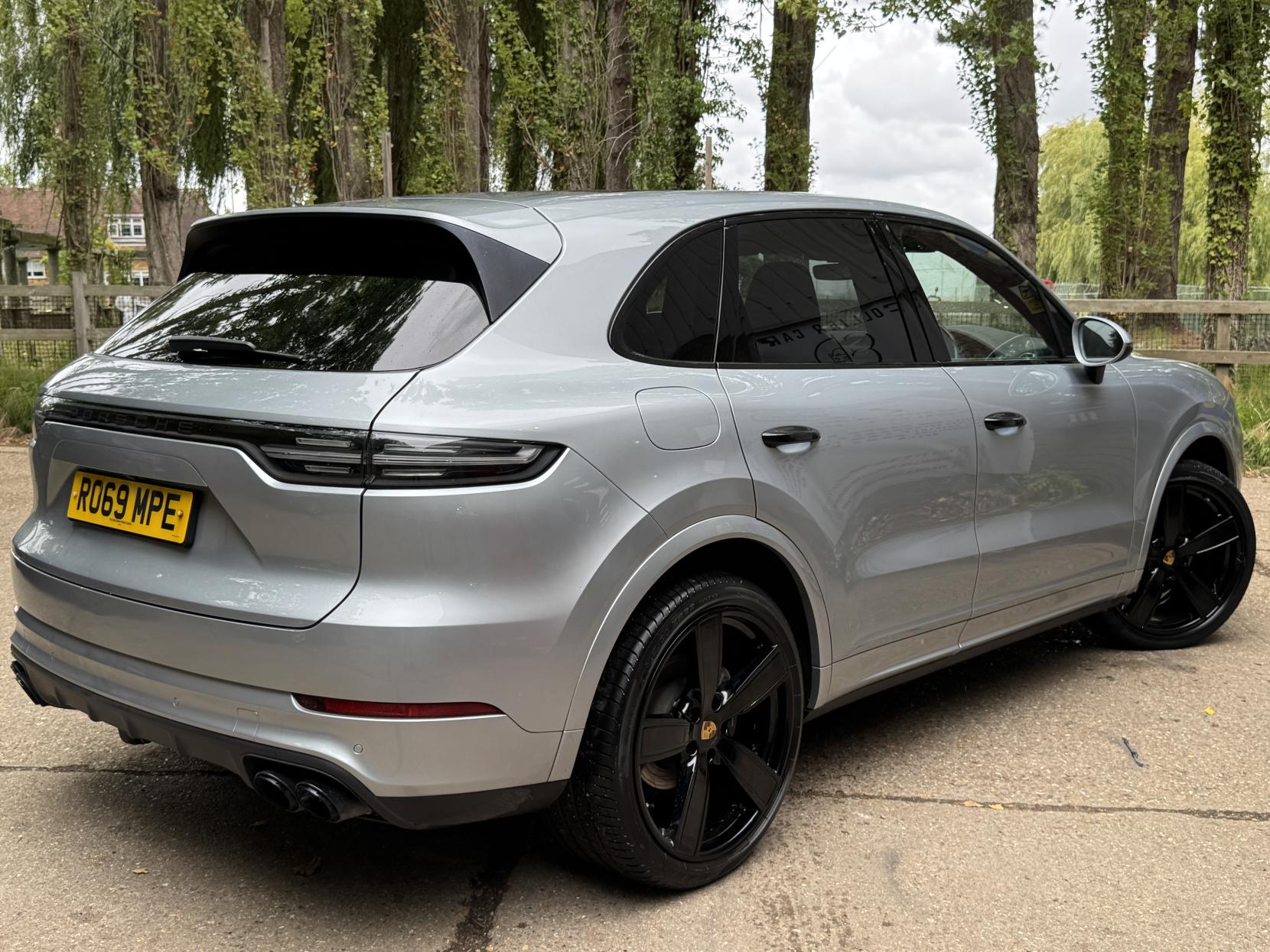 Porsche Cayenne 3.0T V6 GPF SUV 5dr Petrol TiptronicS 4WD Euro 6 (s/s) (340 ps)