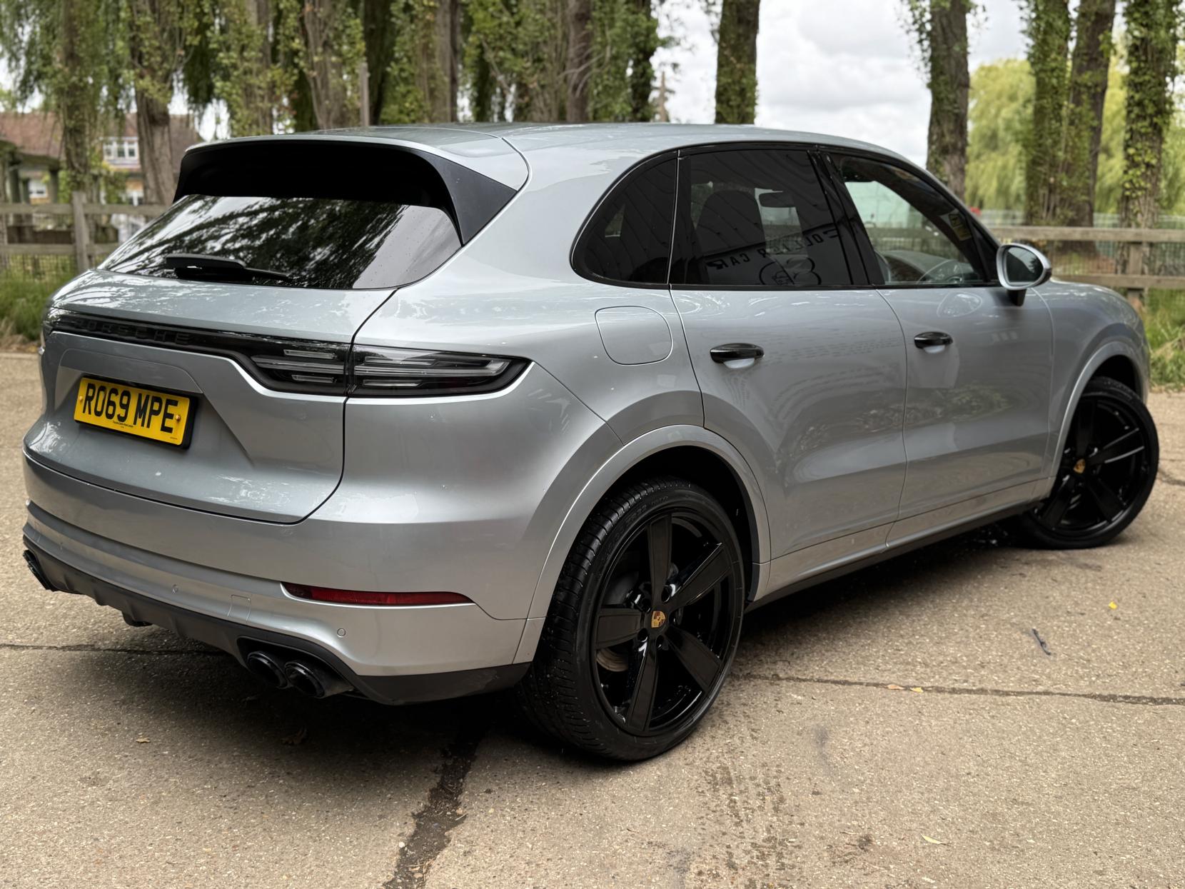 Porsche Cayenne 3.0T V6 GPF SUV 5dr Petrol TiptronicS 4WD Euro 6 (s/s) (340 ps)