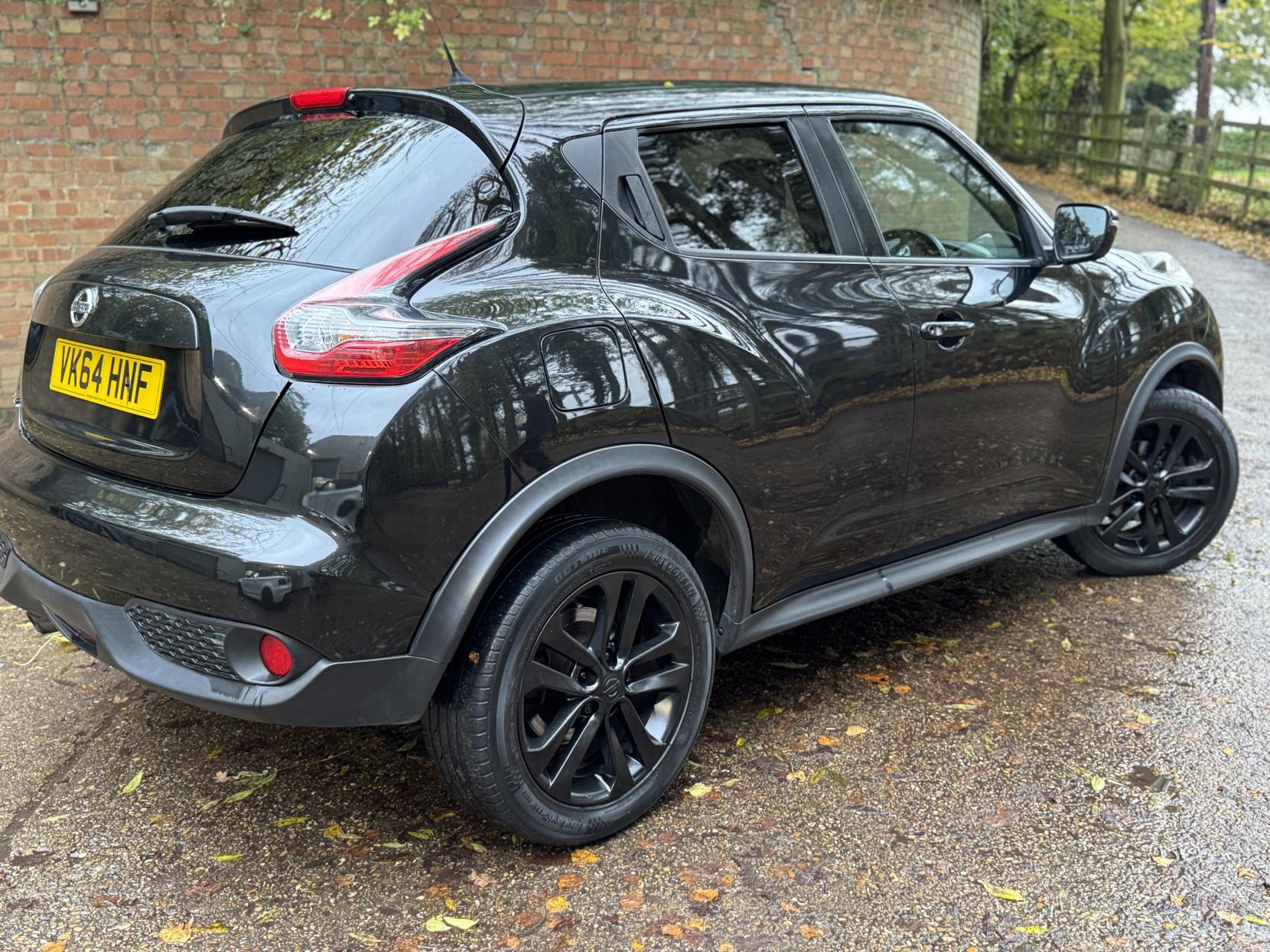 Nissan Juke 1.2 DIG-T Acenta Premium SUV 5dr Petrol Manual 6Spd Euro 5 (s/s) (115 ps)