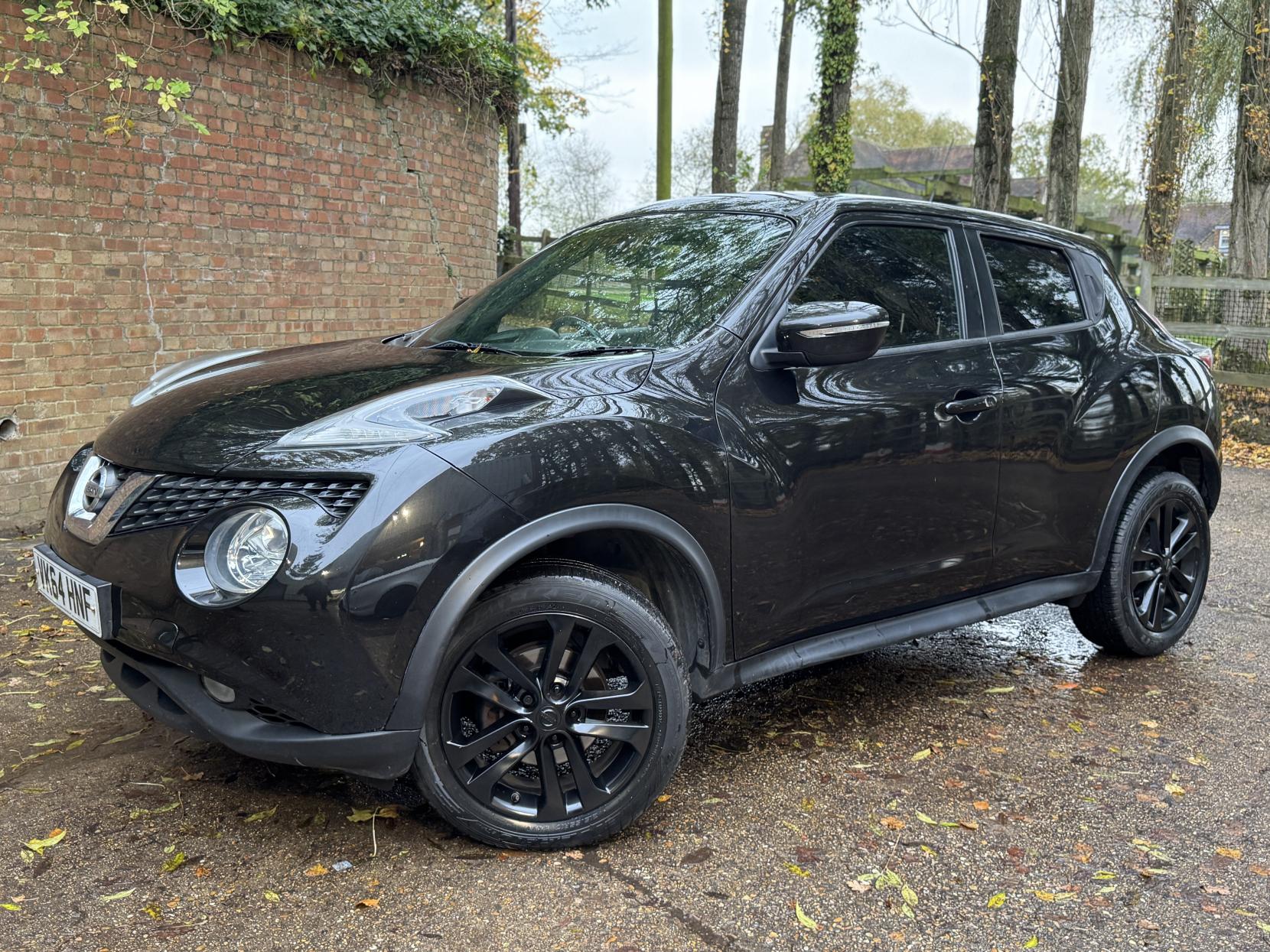 Nissan Juke 1.2 DIG-T Acenta Premium SUV 5dr Petrol Manual 6Spd Euro 5 (s/s) (115 ps)