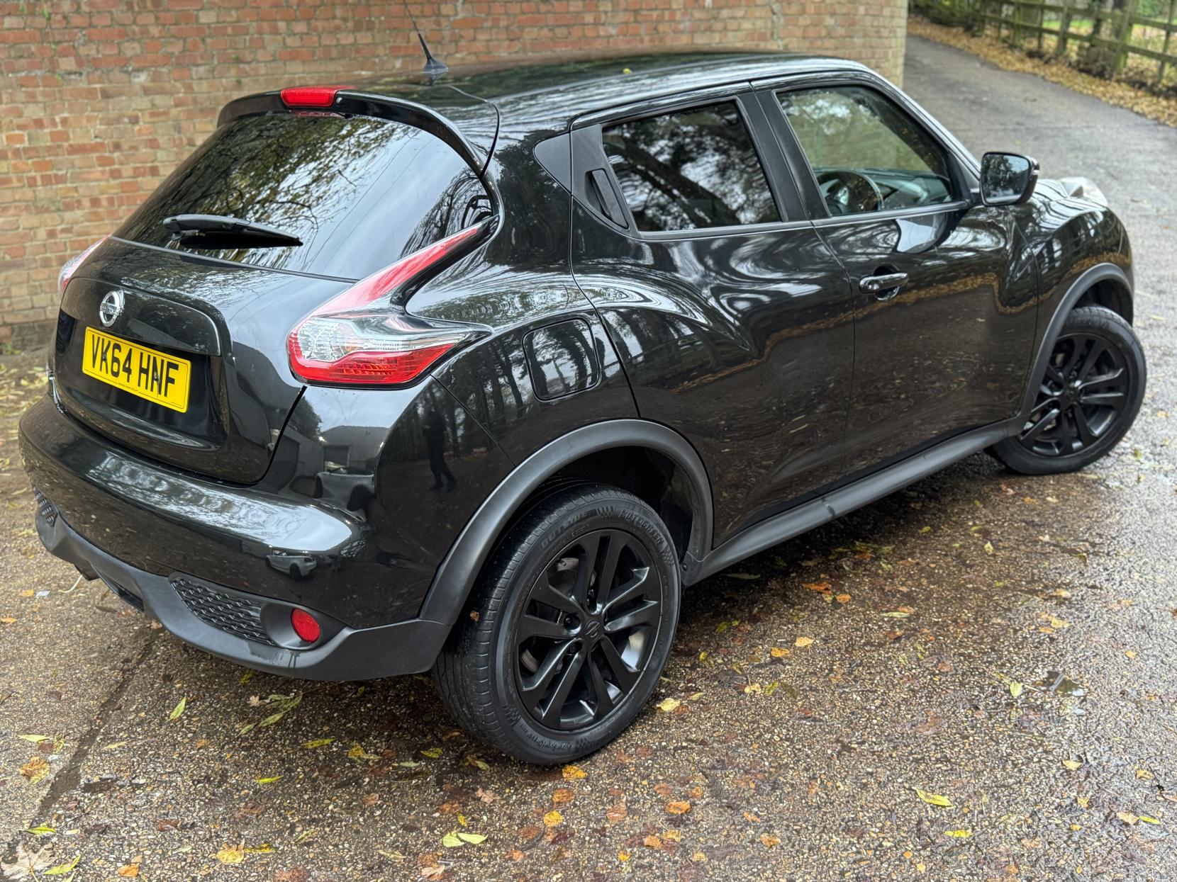 Nissan Juke 1.2 DIG-T Acenta Premium SUV 5dr Petrol Manual 6Spd Euro 5 (s/s) (115 ps)