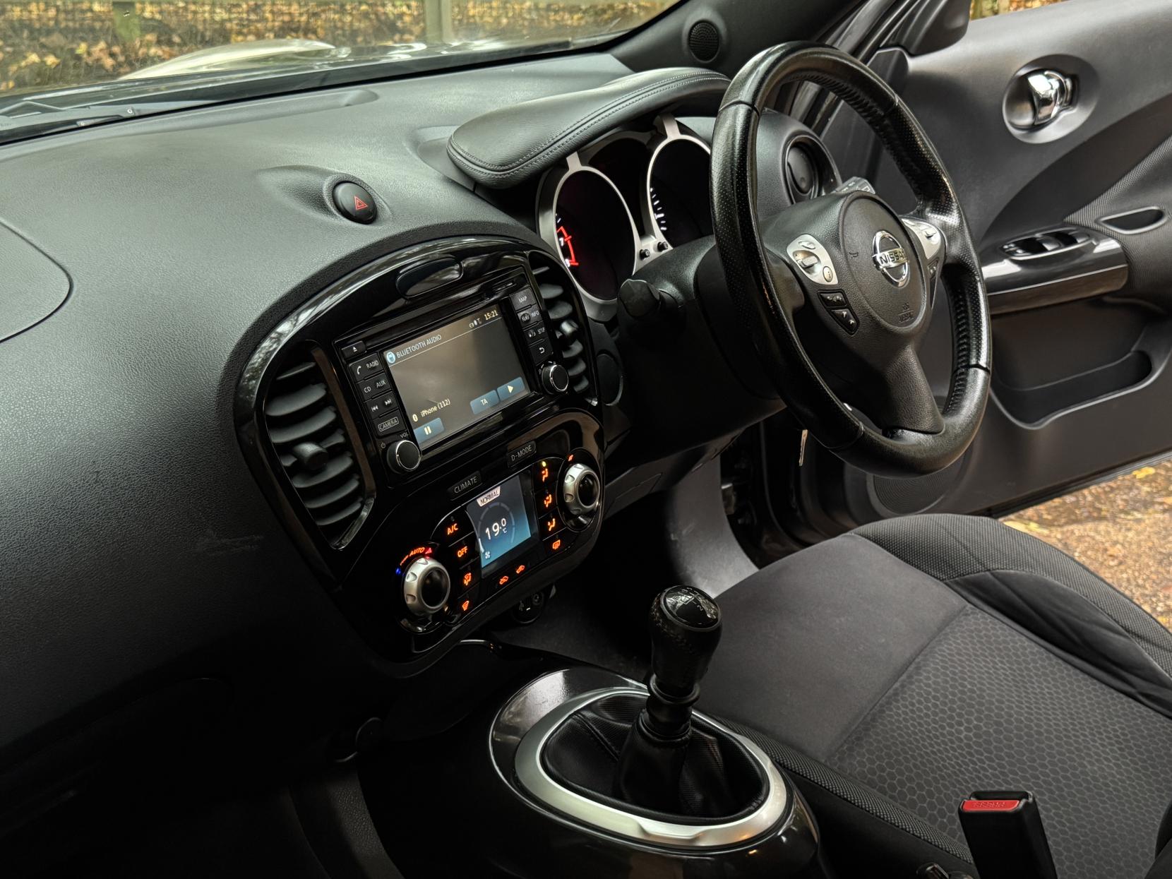 Nissan Juke 1.2 DIG-T Acenta Premium SUV 5dr Petrol Manual 6Spd Euro 5 (s/s) (115 ps)