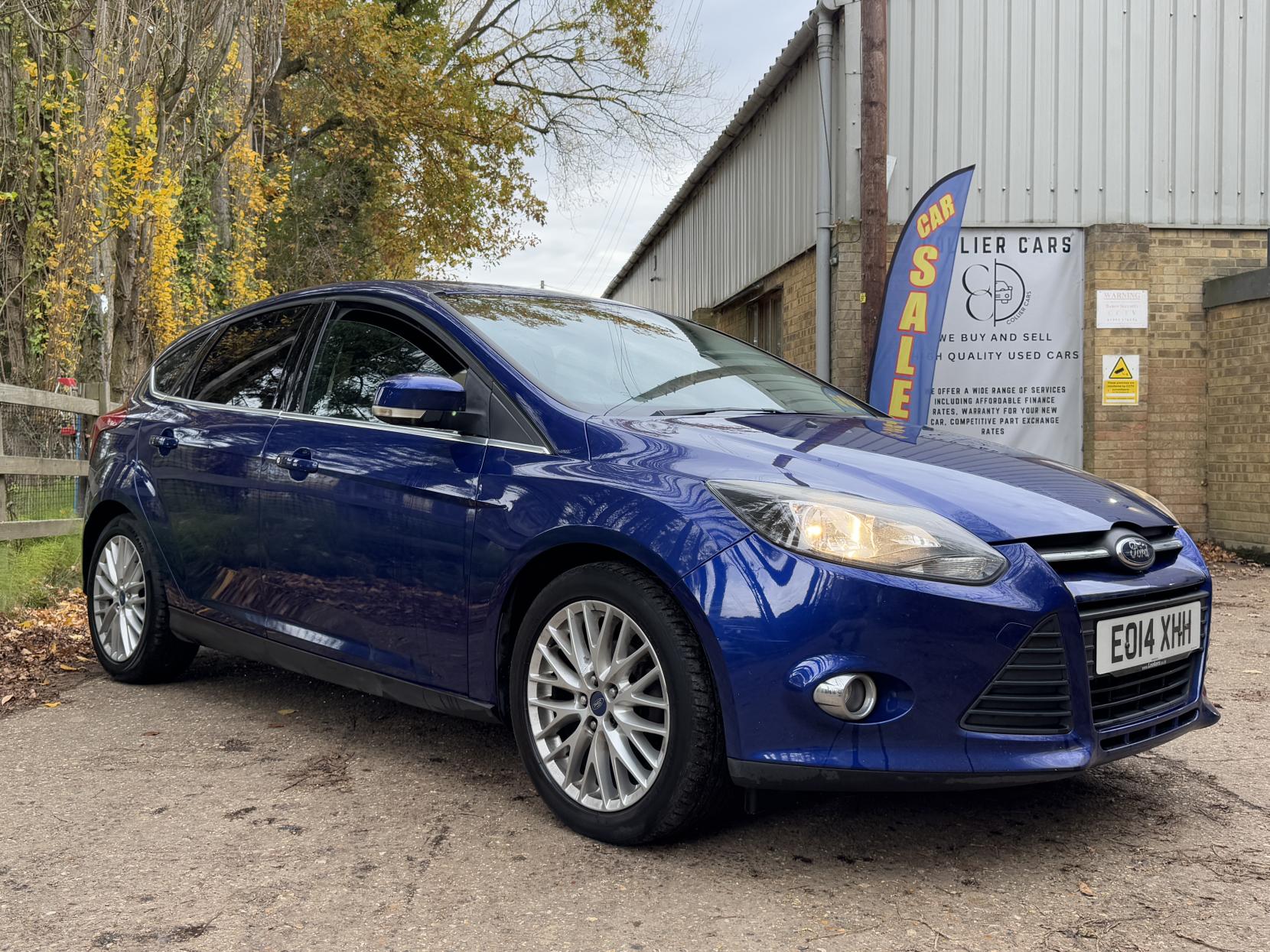 Ford Focus 1.0T EcoBoost Zetec Hatchback 5dr Petrol Manual Euro 5 (s/s) (125 ps)