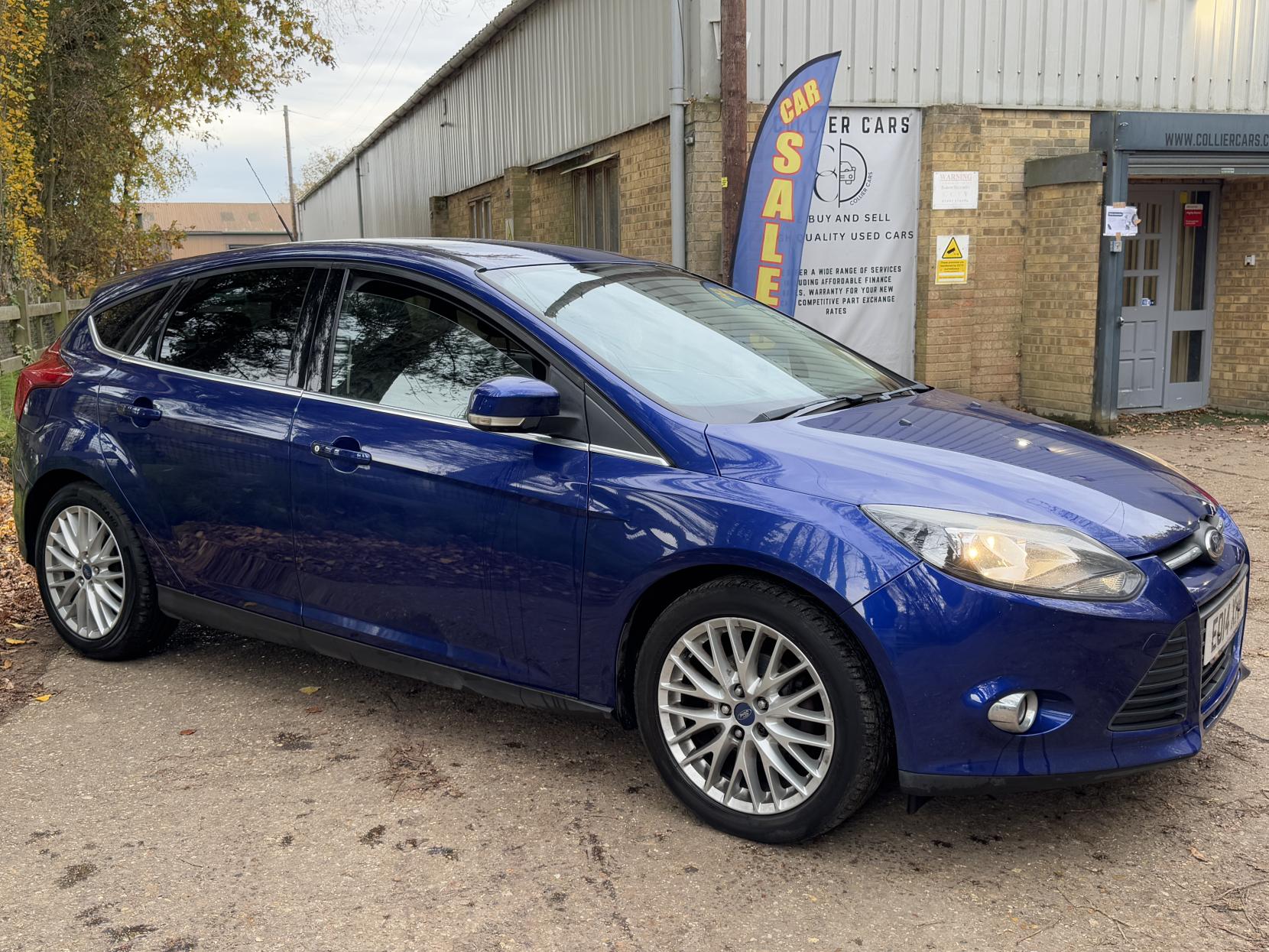 Ford Focus 1.0T EcoBoost Zetec Hatchback 5dr Petrol Manual Euro 5 (s/s) (125 ps)