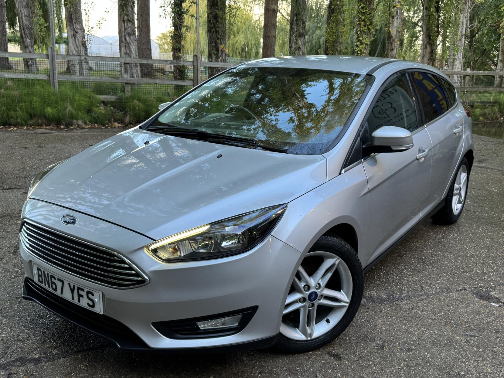 Ford Focus 1.0T EcoBoost Zetec Edition Hatchback 5dr Petrol Manual Euro 6 (s/s) (125 ps)