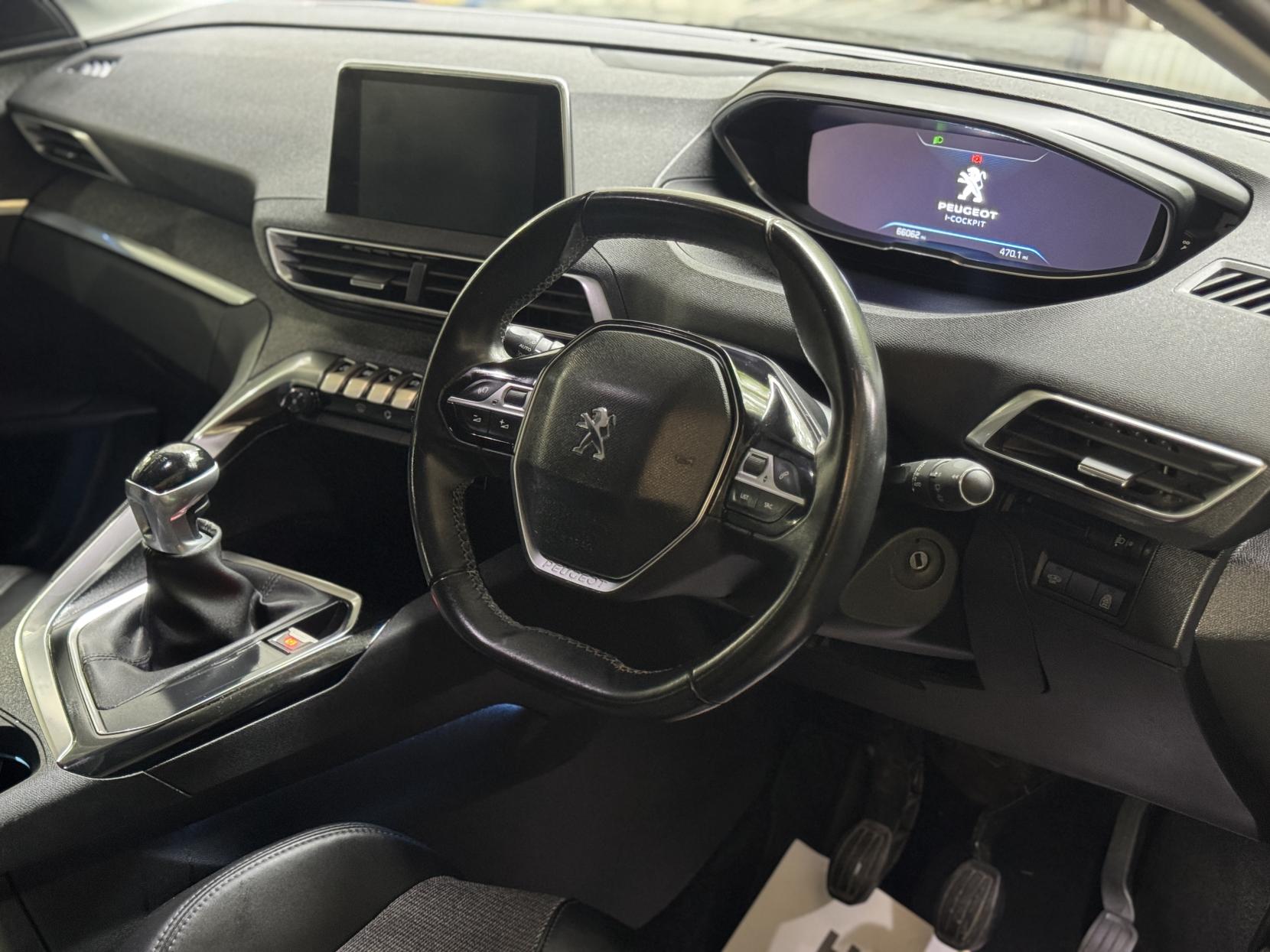 Peugeot 3008 1.2 PureTech Allure SUV 5dr Petrol Manual Euro 6 (s/s) (130 ps)