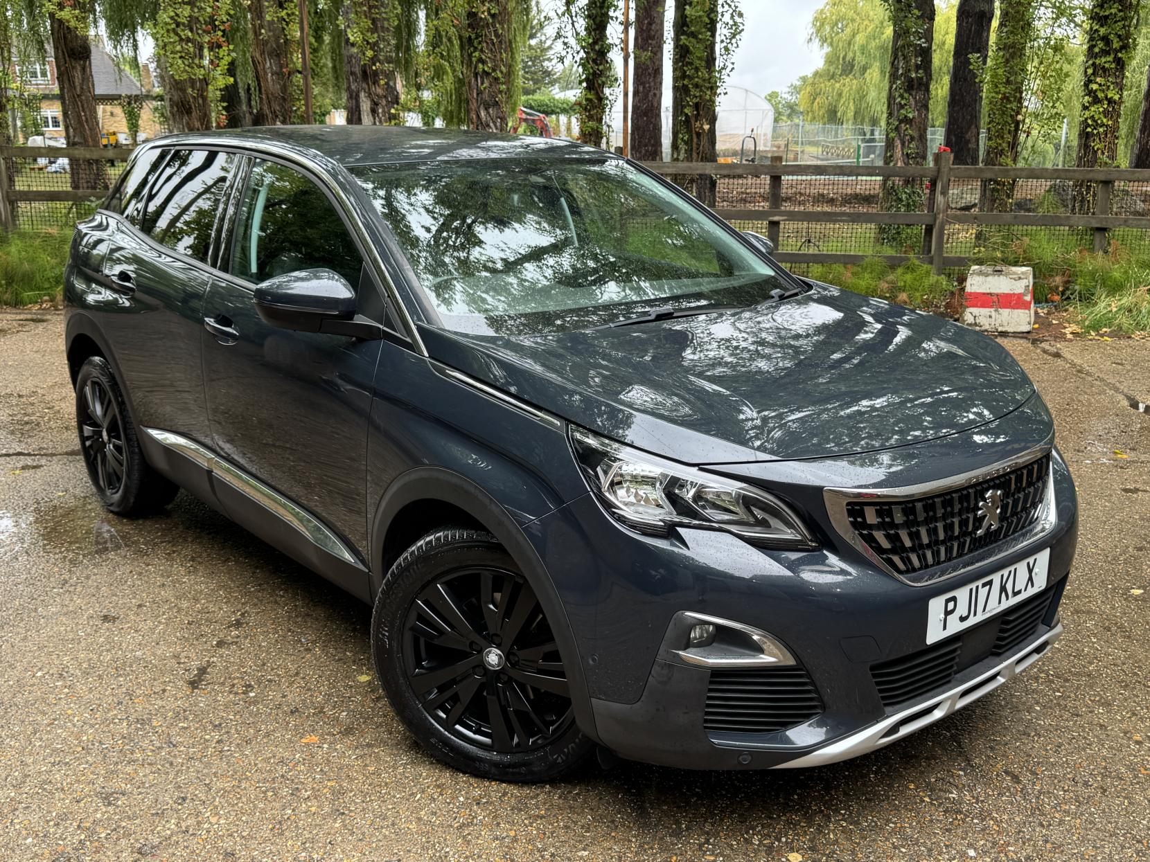 Peugeot 3008 1.2 PureTech Allure SUV 5dr Petrol Manual Euro 6 (s/s) (130 ps)