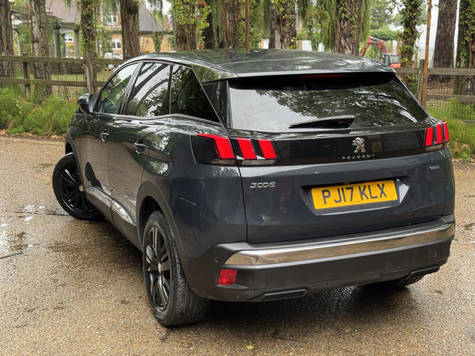 Peugeot 3008 1.2 PureTech Allure SUV 5dr Petrol Manual Euro 6 (s/s) (130 ps)