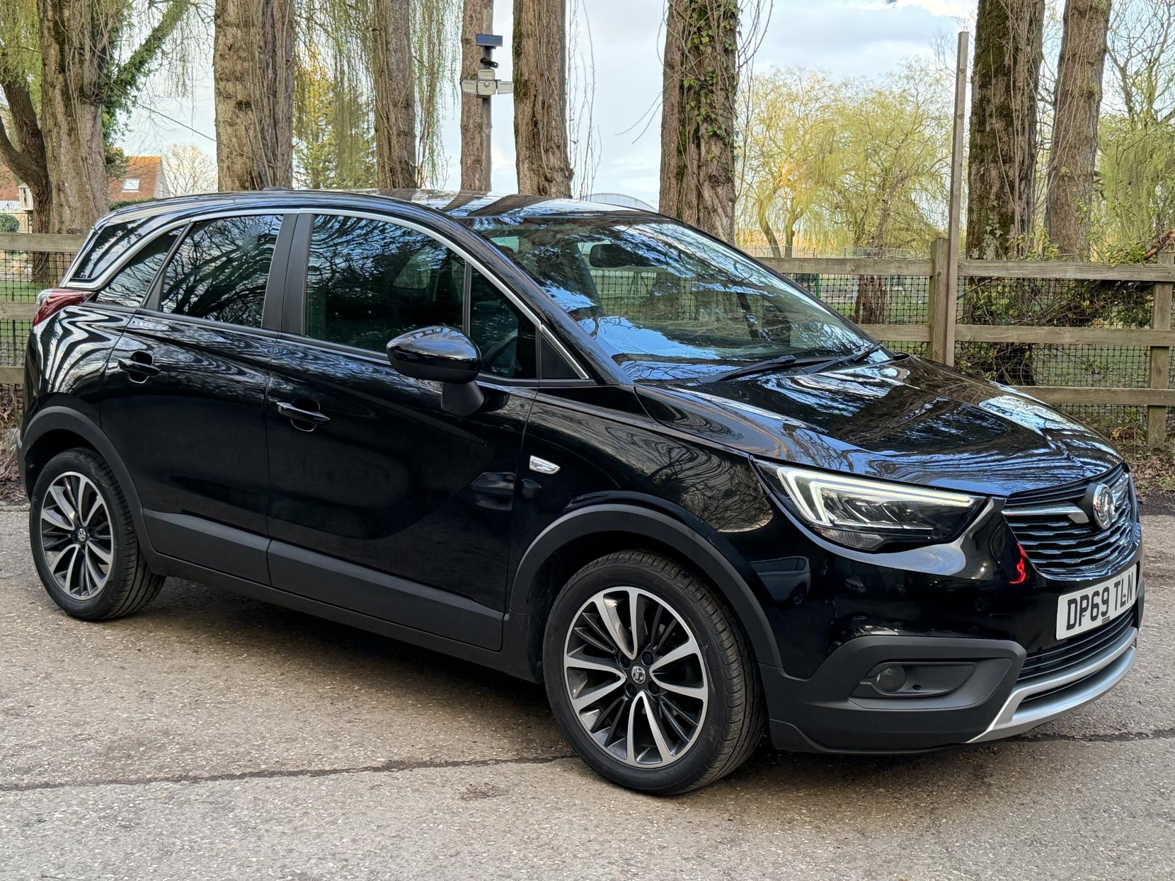 Vauxhall Crossland X 1.2 Elite Nav SUV 5dr Petrol Manual Euro 6 (s/s) (83 ps)