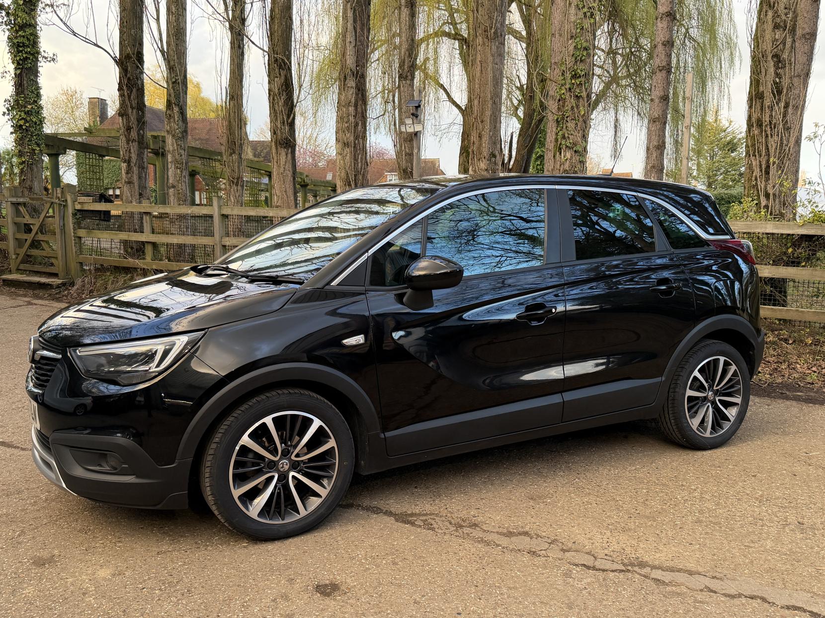 Vauxhall Crossland X 1.2 Elite Nav SUV 5dr Petrol Manual Euro 6 (s/s) (83 ps)