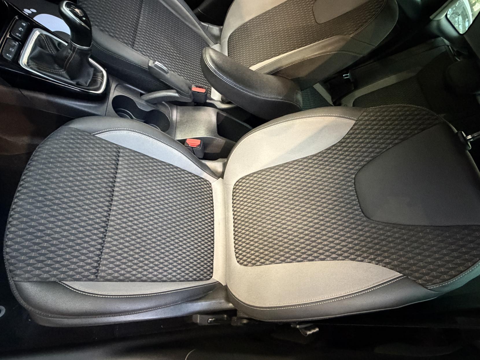 Vauxhall Crossland X 1.2 Elite Nav SUV 5dr Petrol Manual Euro 6 (s/s) (83 ps)