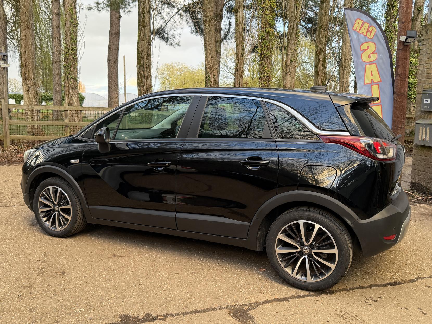 Vauxhall Crossland X 1.2 Elite Nav SUV 5dr Petrol Manual Euro 6 (s/s) (83 ps)