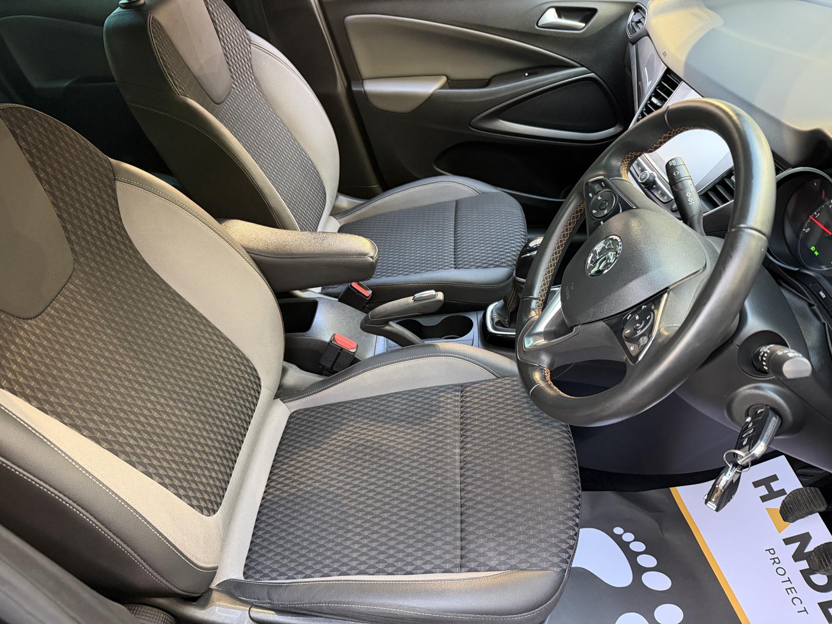 Vauxhall Crossland X 1.2 Elite Nav SUV 5dr Petrol Manual Euro 6 (s/s) (83 ps)